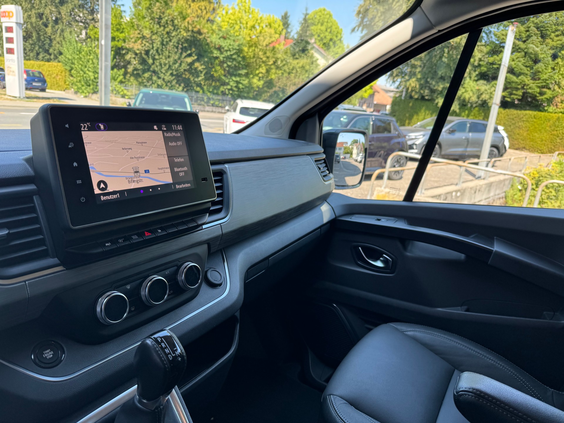 RENAULT Trafic Blue dCi 170 Spaceclass EDC-image-15