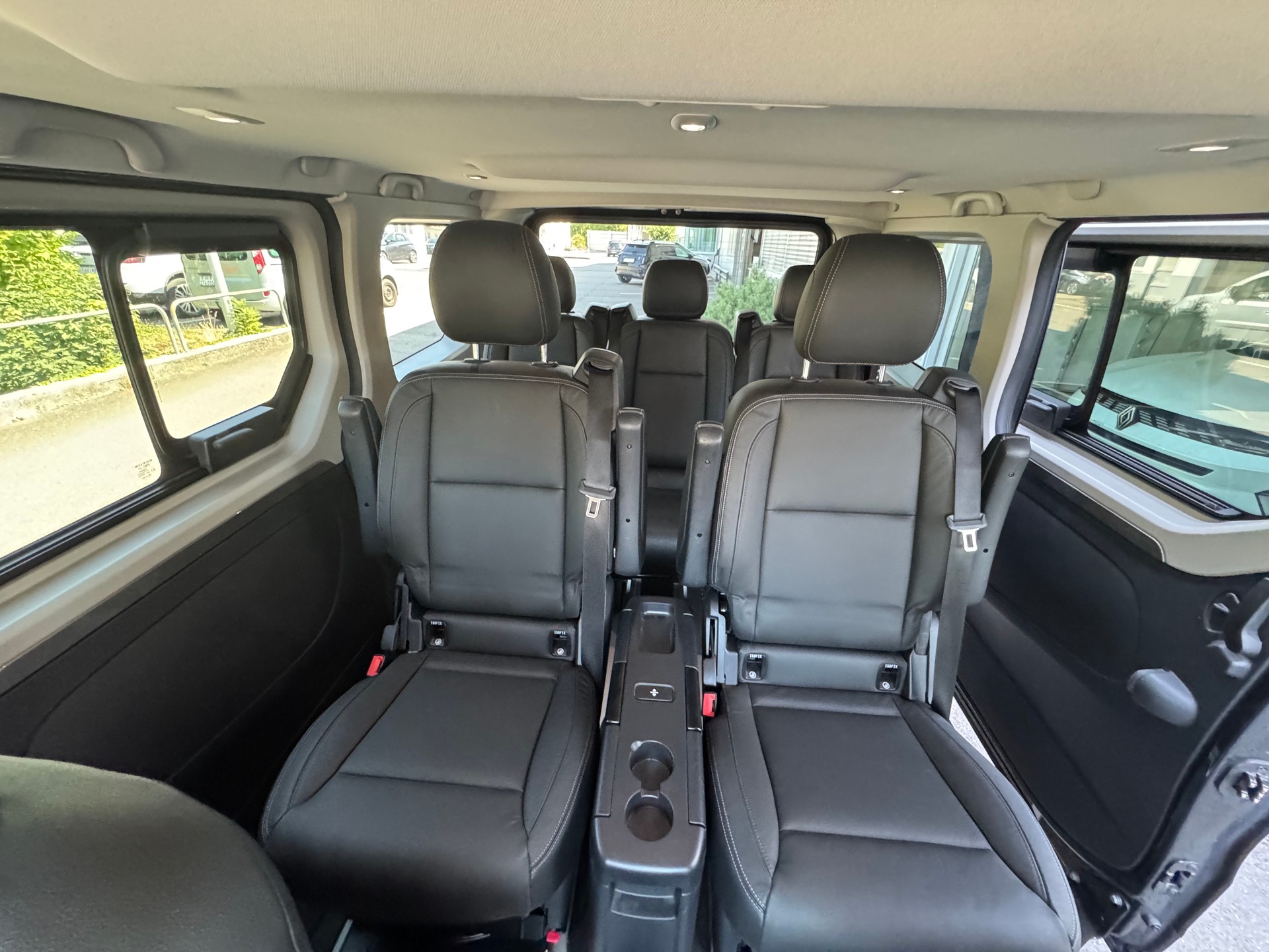 RENAULT Trafic Blue dCi 170 Spaceclass EDC-image-12