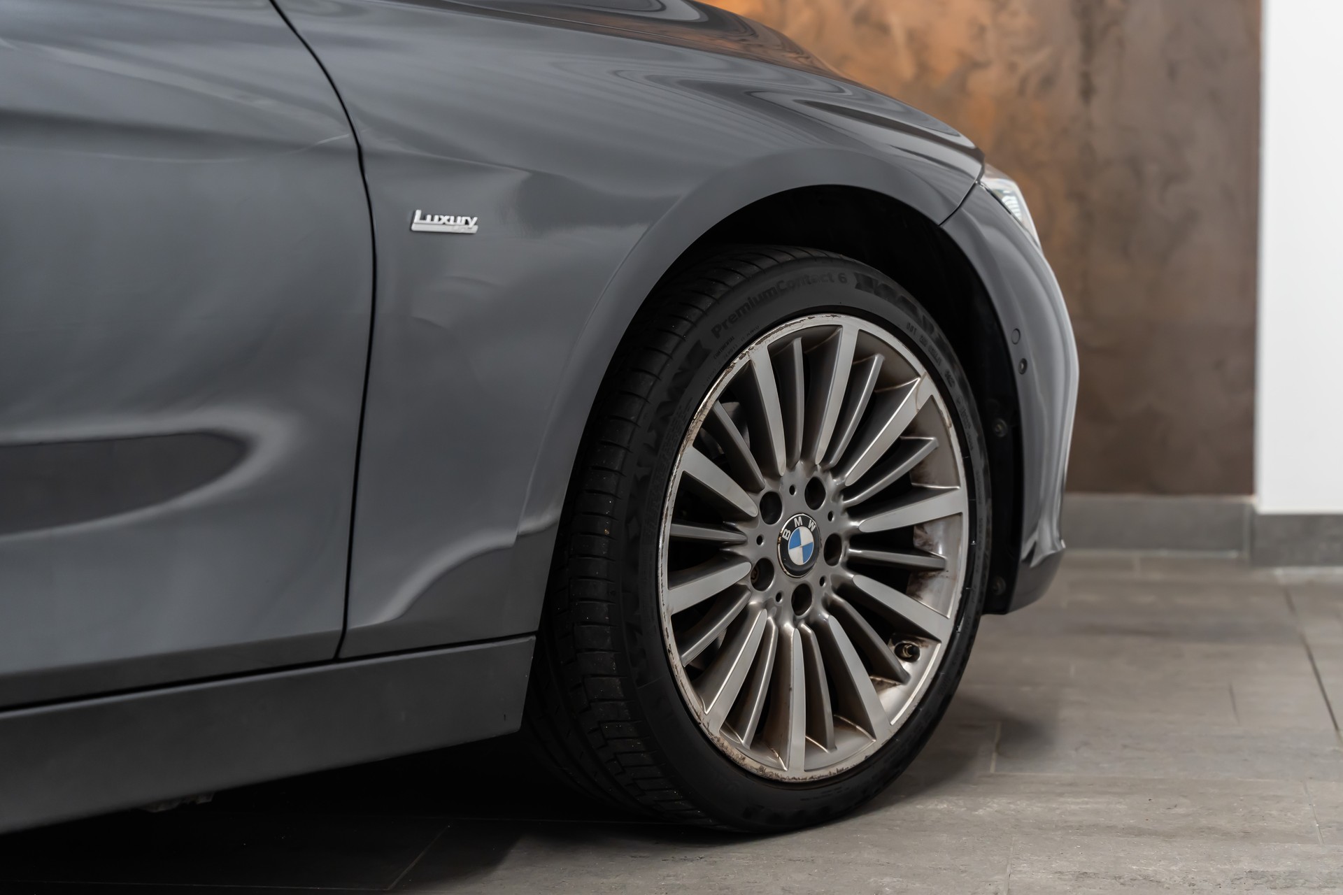 BMW 318d Edition Luxury Line Steptronic *Facelift*Head-Up* 360°*Leder*-image-9