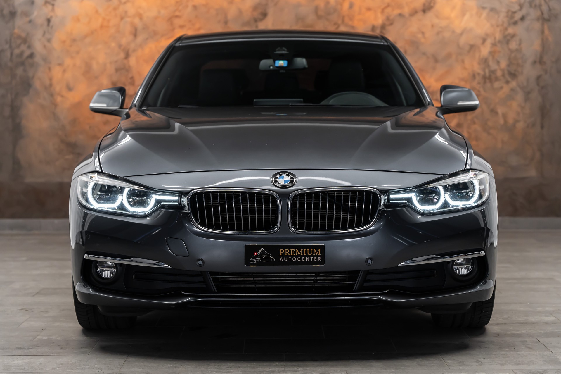 BMW 318d Edition Luxury Line Steptronic *Facelift*Head-Up* 360°*Leder*-image-5
