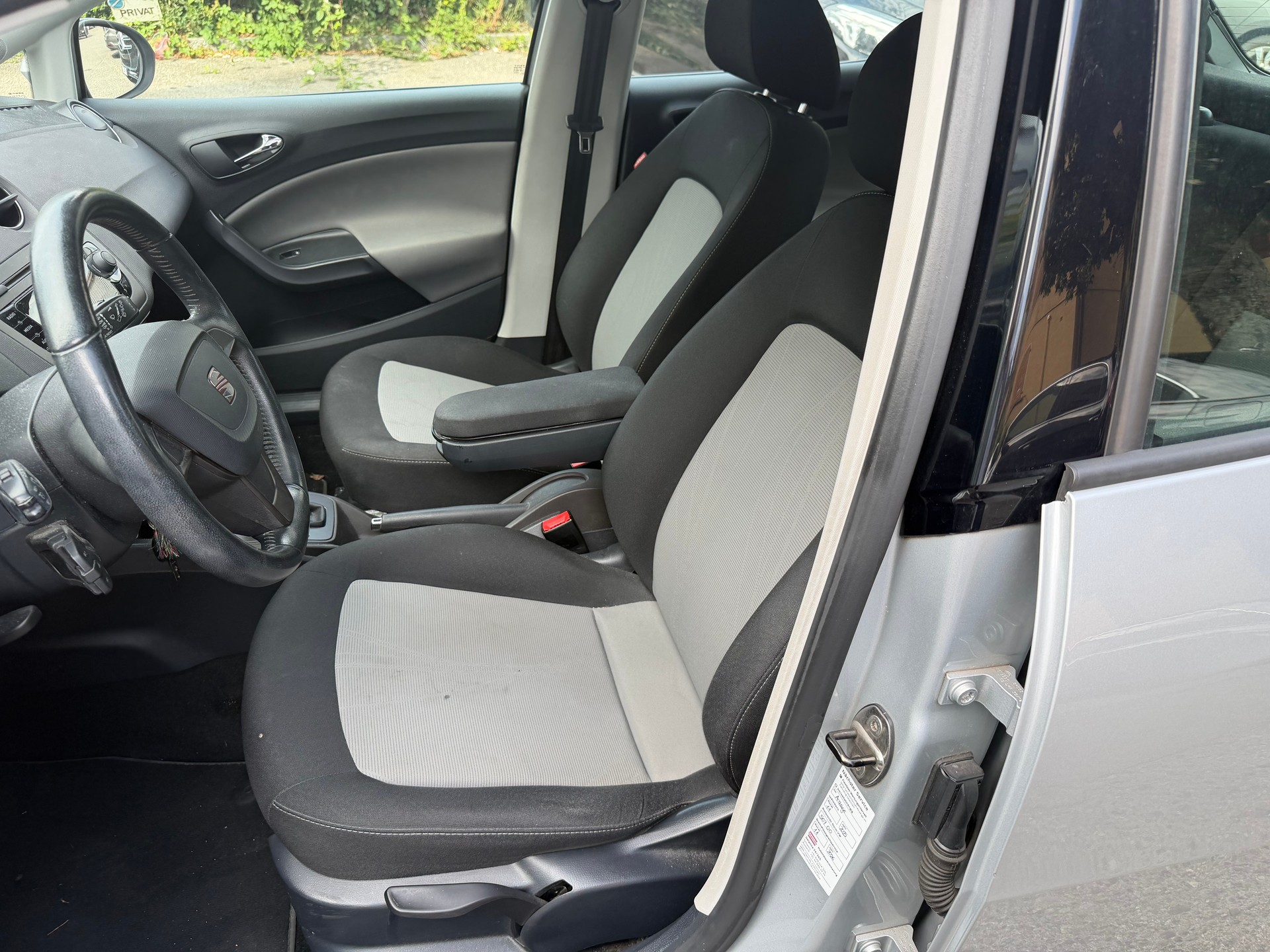SEAT Ibiza 1.2 TSI Style DSG-image-12