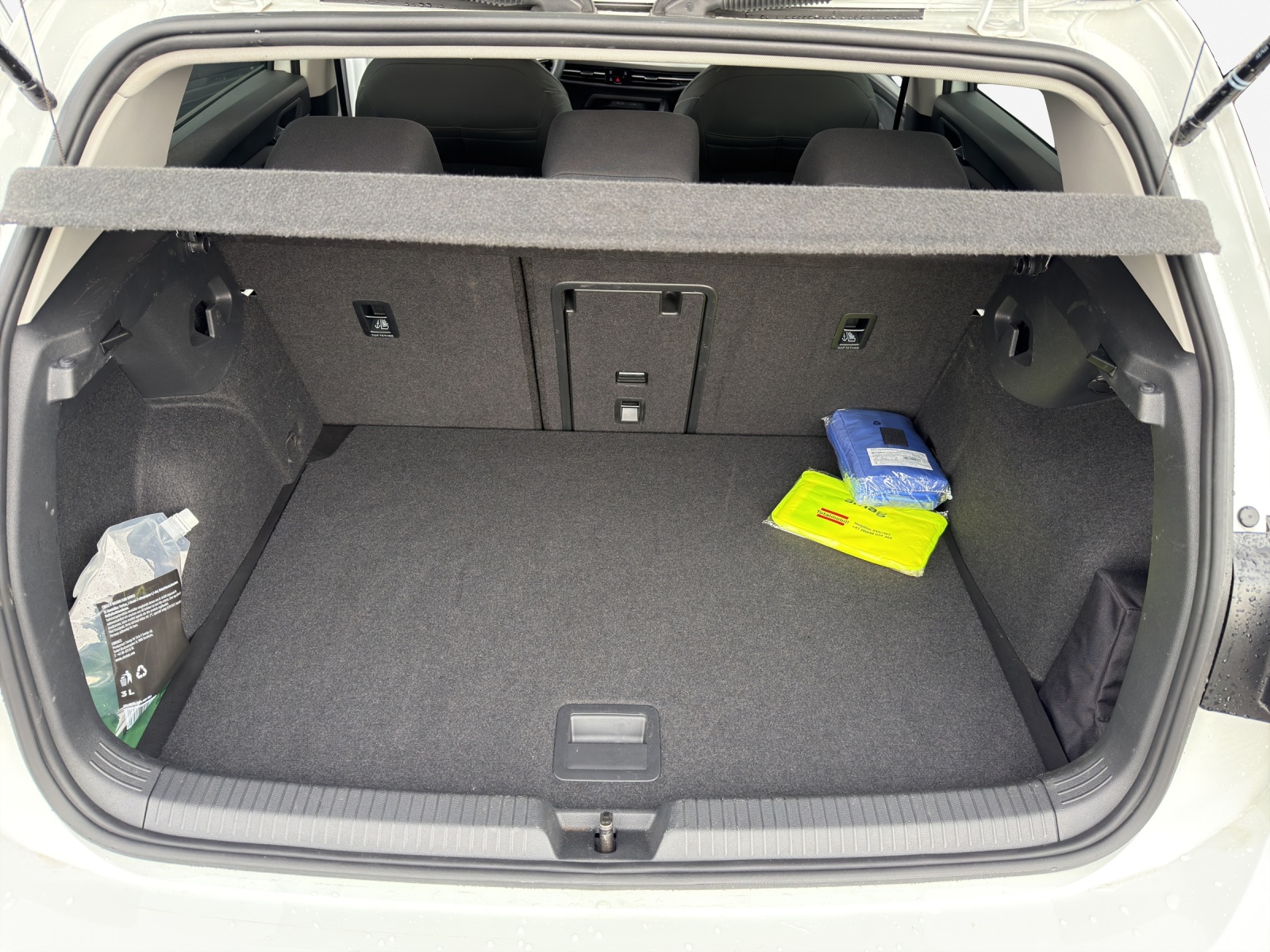VW Golf 1.5 e TSI ACT 75 Edition DSG-image-12