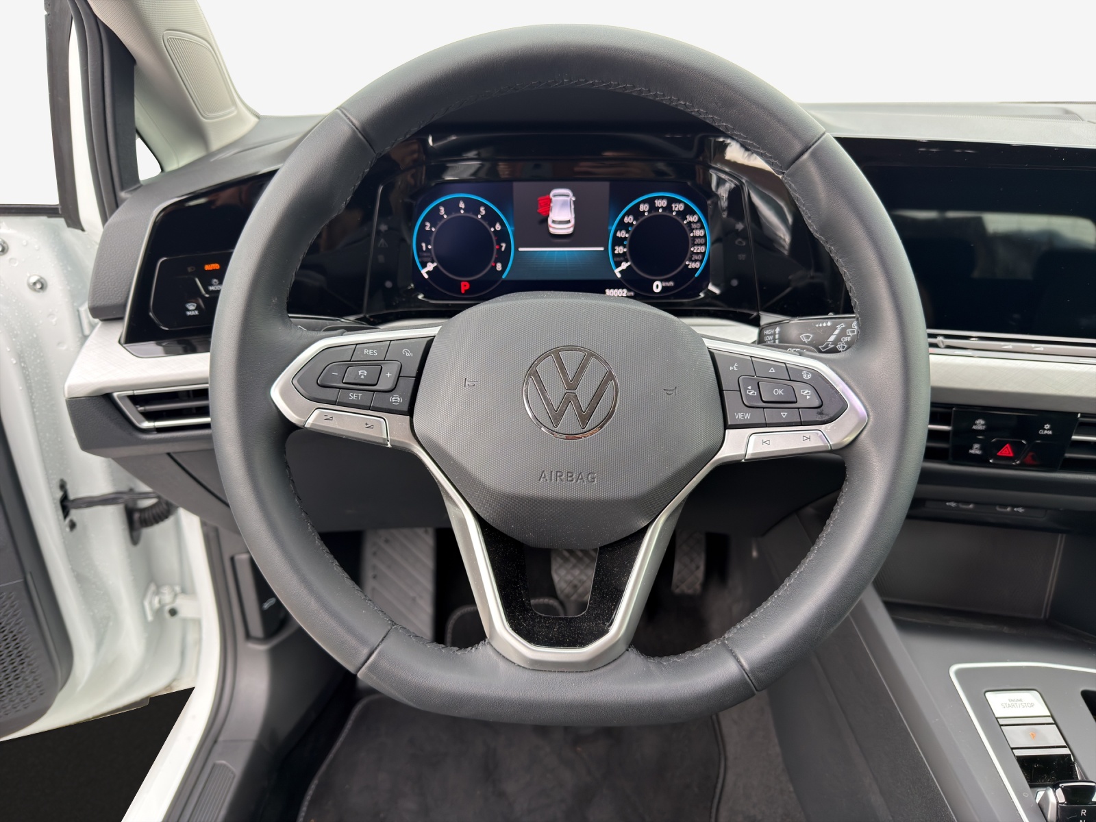VW Golf 1.5 e TSI ACT 75 Edition DSG-image-9