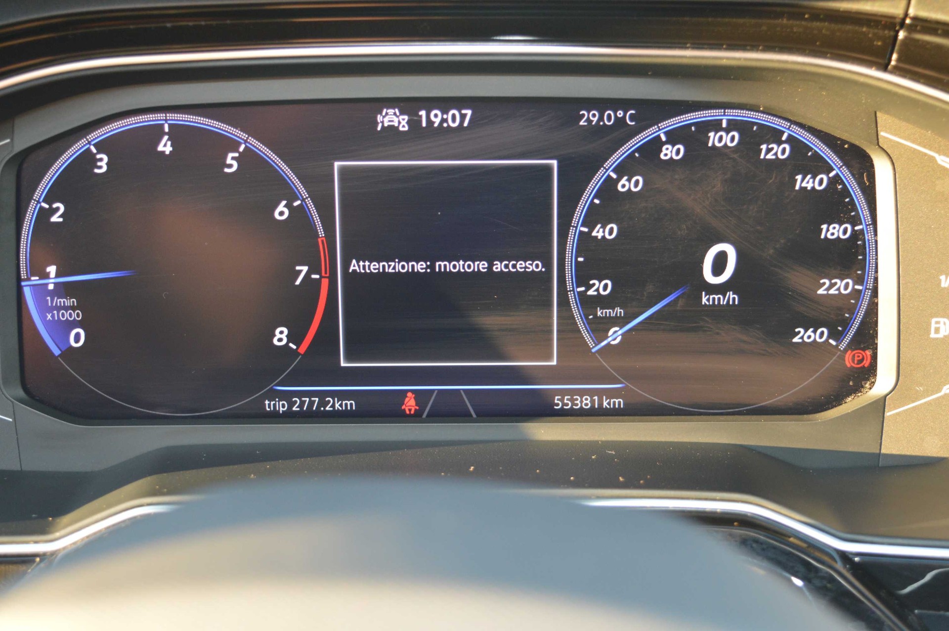 VW 1.0 TSI R-Line-image-8