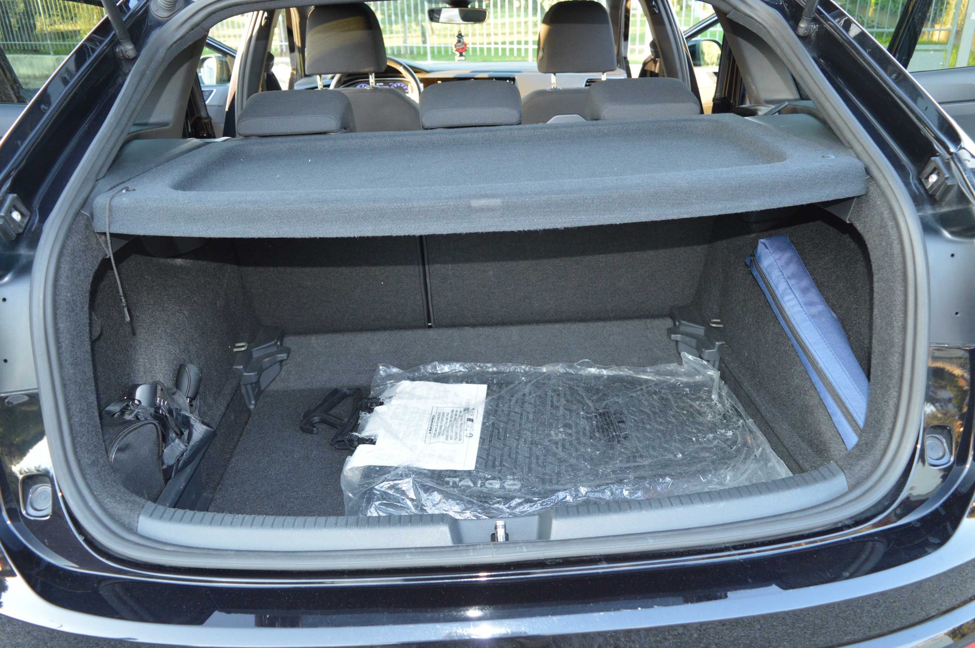 VW 1.0 TSI R-Line-image-4