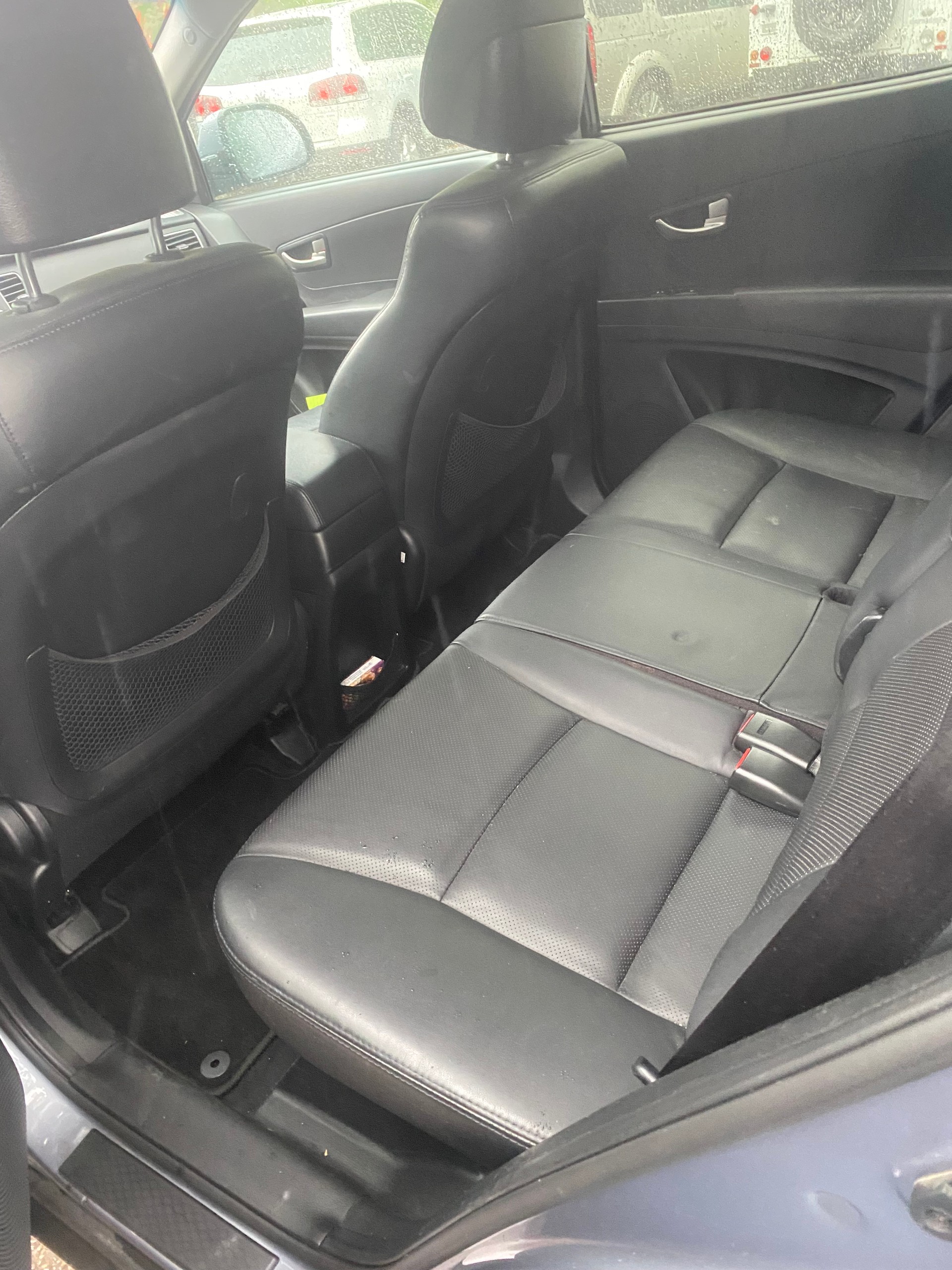 KGM-SsangYong Korando 2.0 e-XDI White Edition 4WD Automatic-image-4