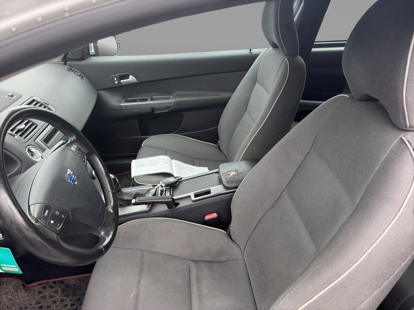 VOLVO C30 1.6D-image-6