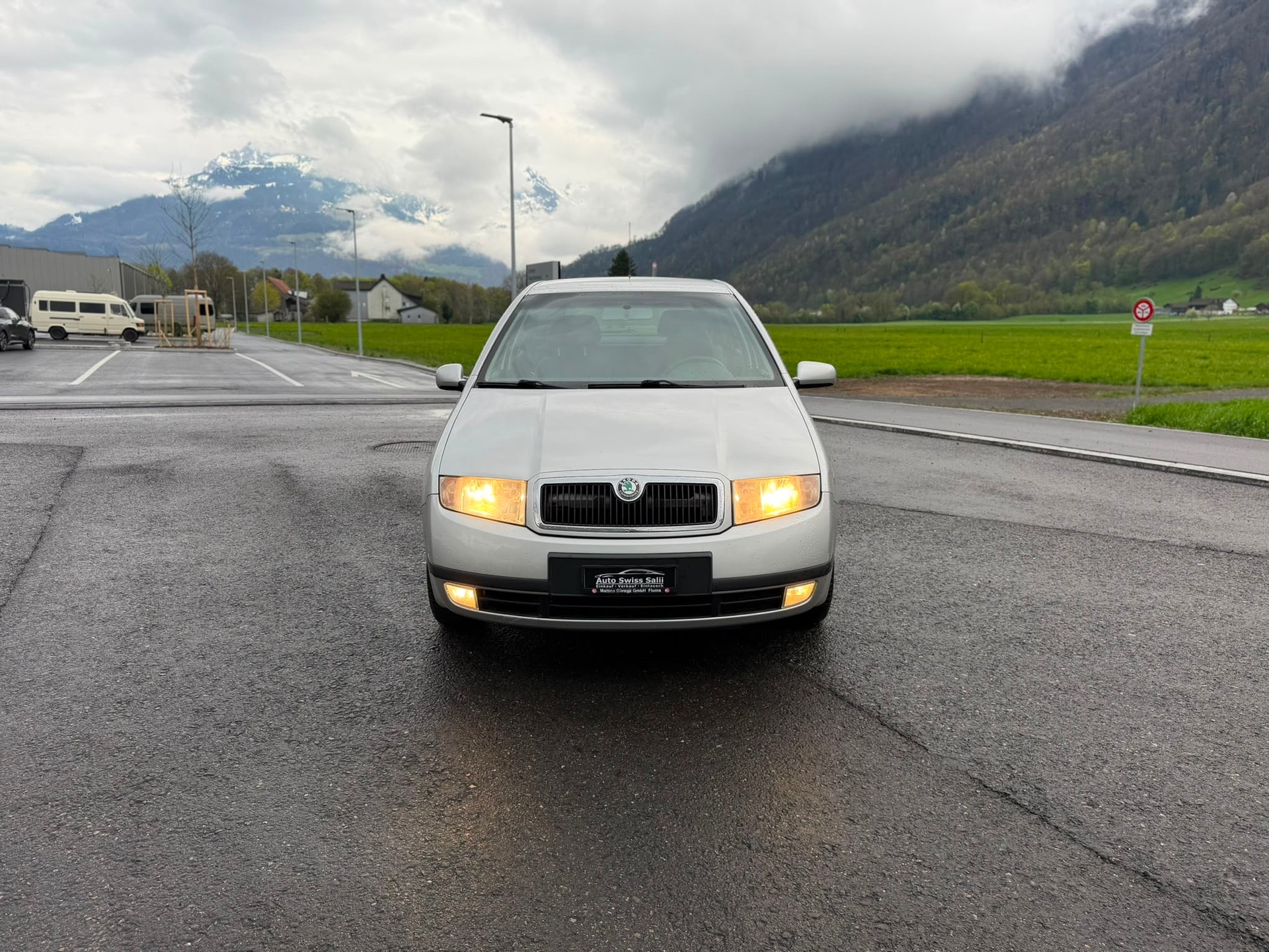 SKODA Fabia 1.4 16V Elegance-image-2