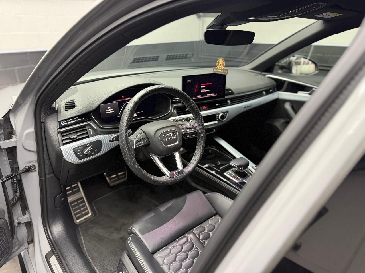 AUDI RS4 Avant quattro | DRC Sportfahrwerk | Virtual Cockpit | Rückfahrkamera | Facelift Model-image-13