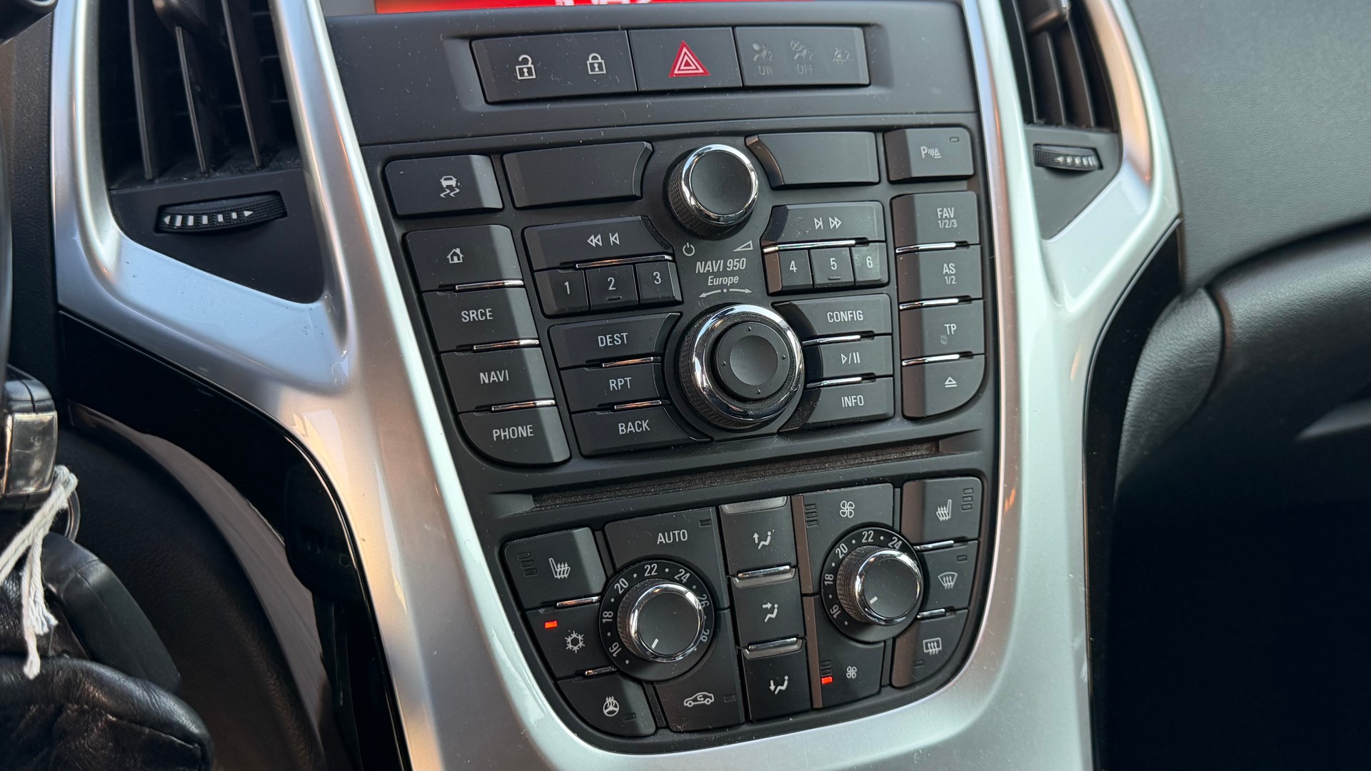 OPEL Astra SportsTourer 2.0 CDTi Active Edition-image-8