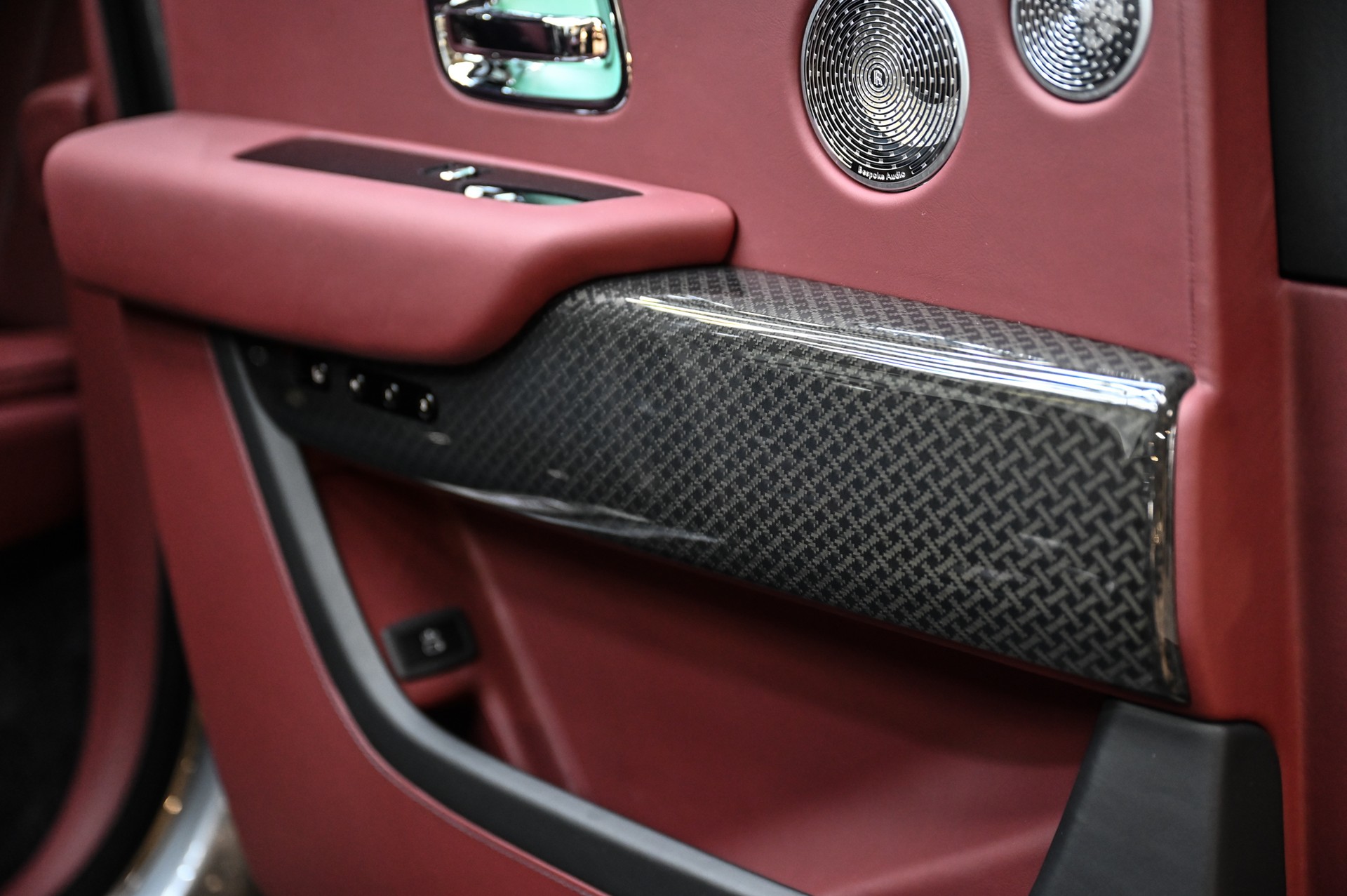 ROLLS-ROYCE Cullinan 6.7 V12 Black Badge-image-36
