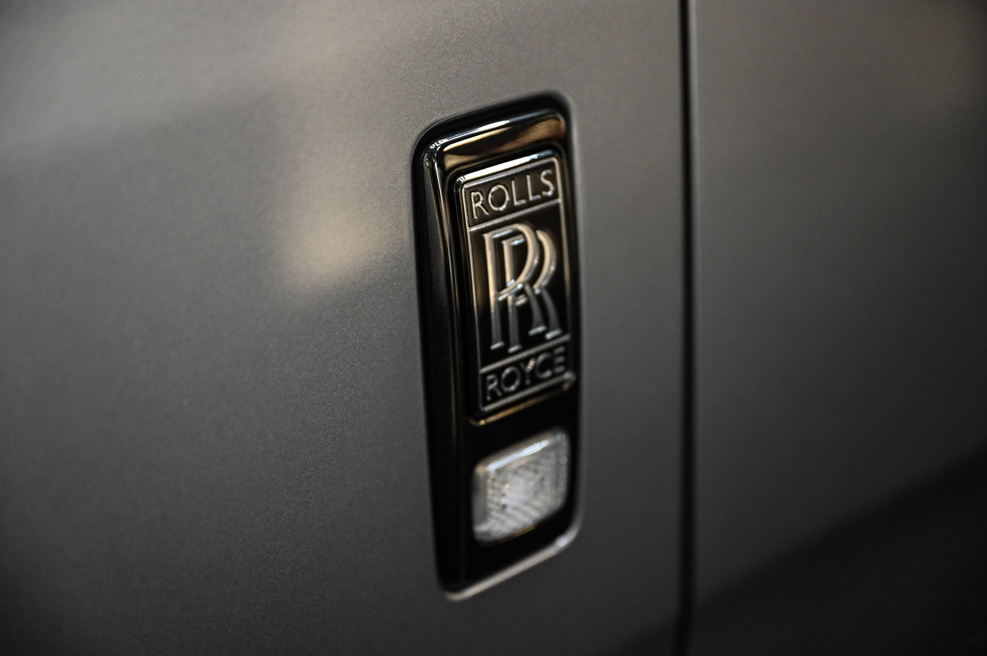ROLLS-ROYCE Cullinan 6.7 V12 Black Badge-image-13