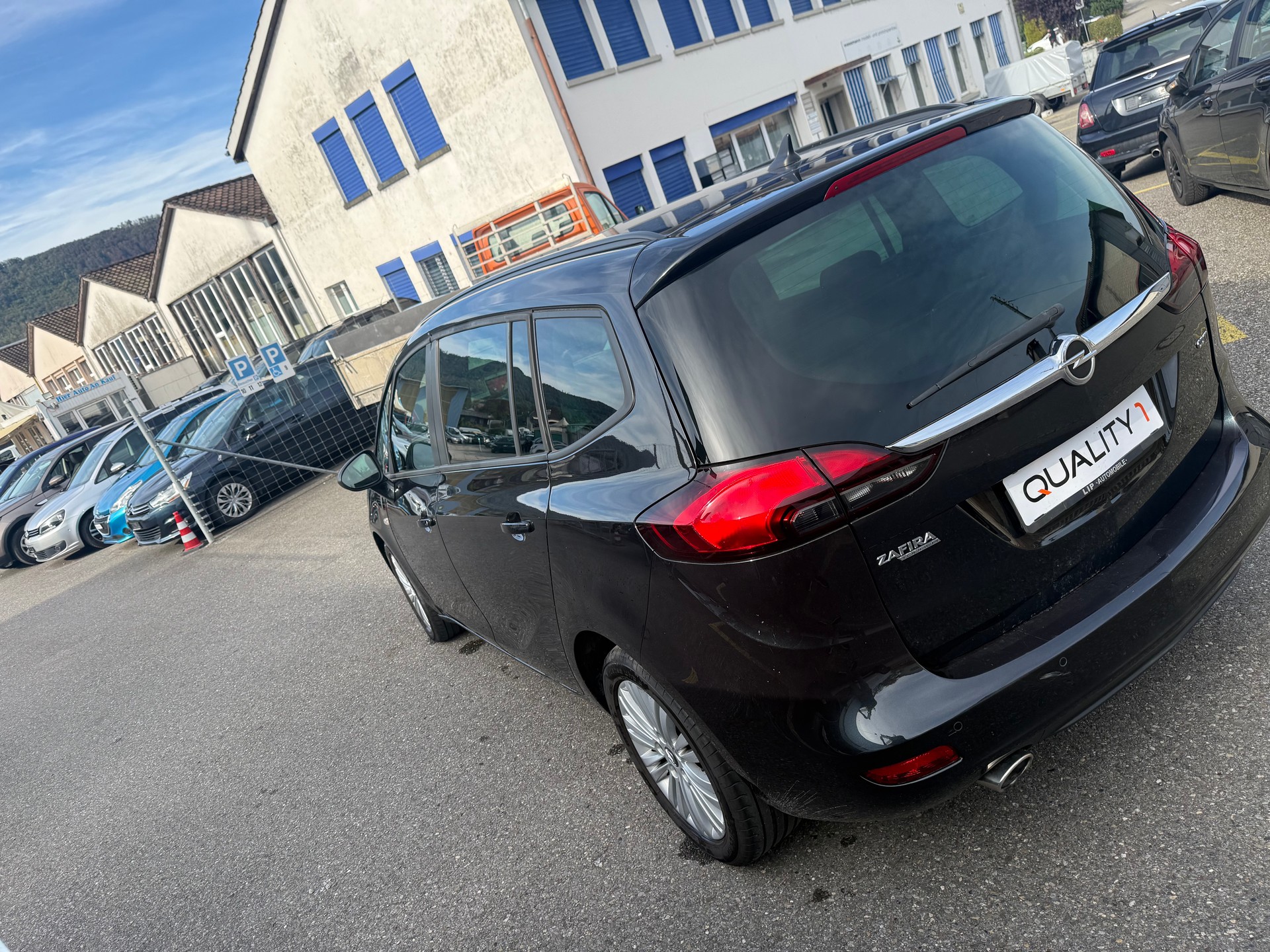 OPEL Zafira Tourer 2.0 CDTi Sport Automatic-image-3