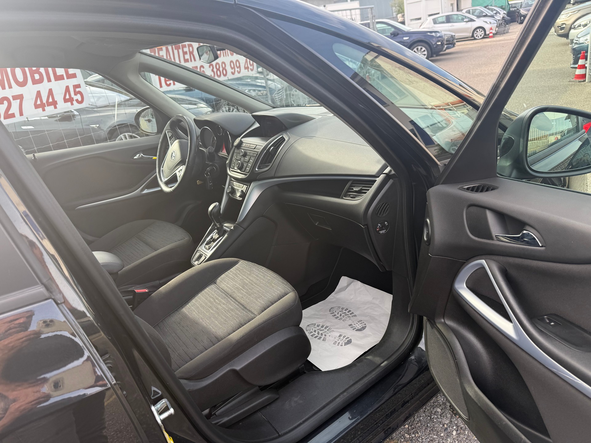 OPEL Zafira Tourer 2.0 CDTi Sport Automatic-image-10