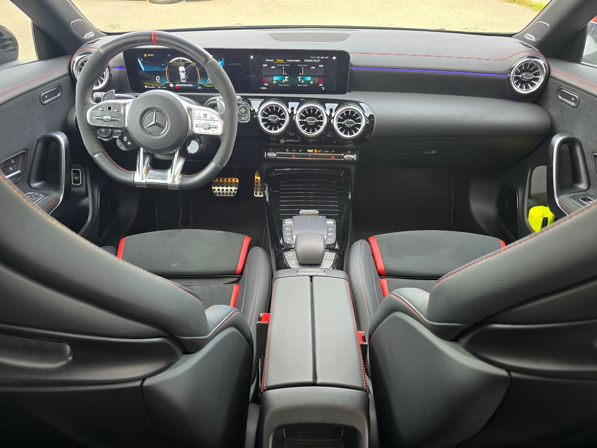 MERCEDES-BENZ CLA 45 S AMG 4Matic+ 8G-DCT-image-9