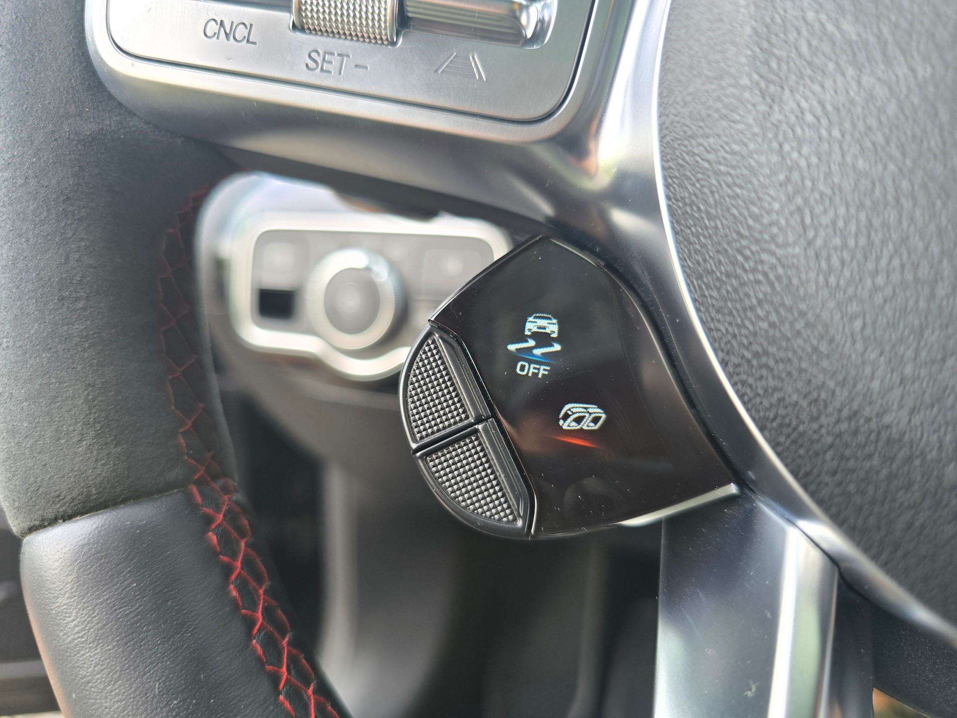 MERCEDES-BENZ CLA 45 S AMG 4Matic+ 8G-DCT-image-12
