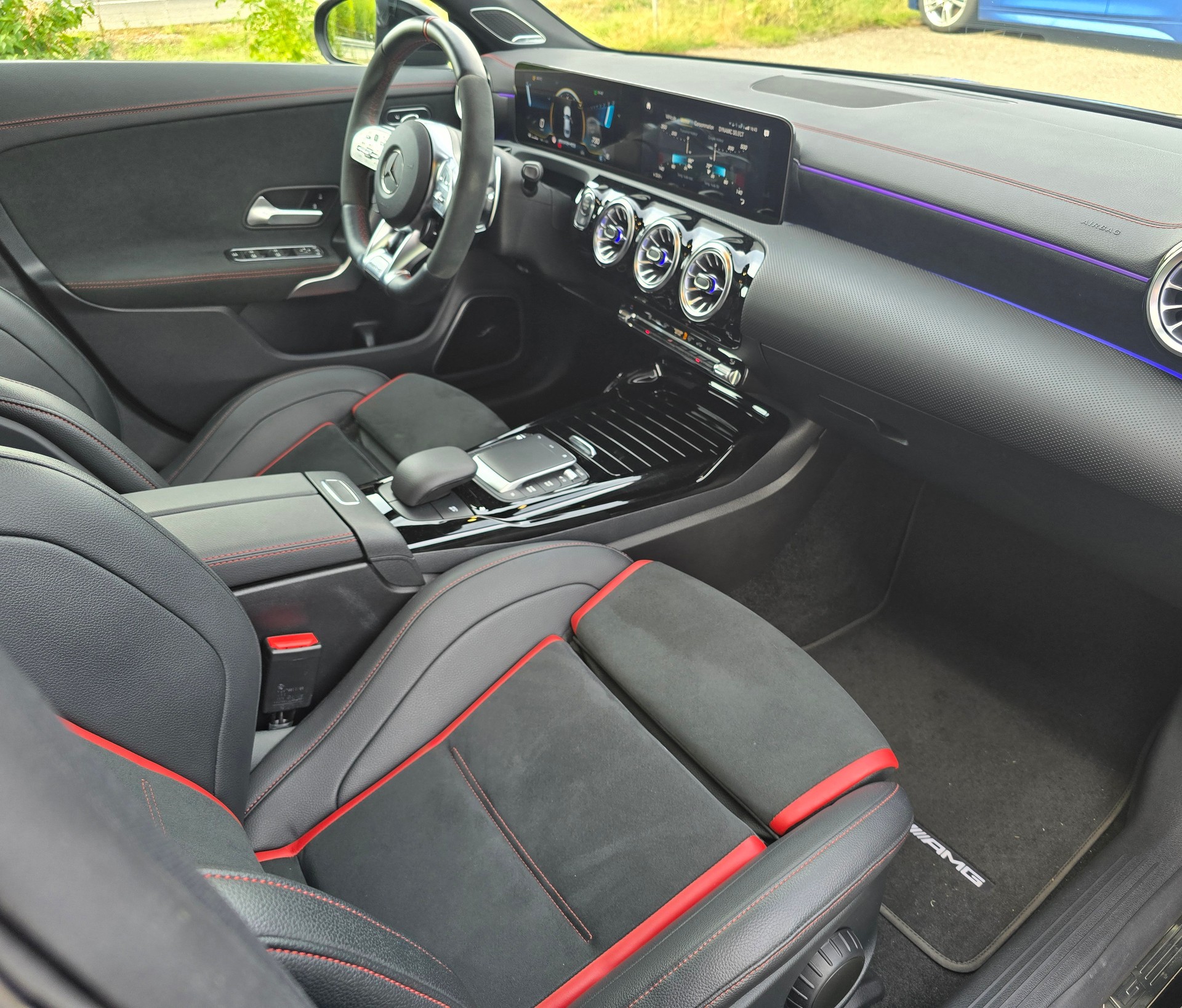 MERCEDES-BENZ CLA 45 S AMG 4Matic+ 8G-DCT-image-10
