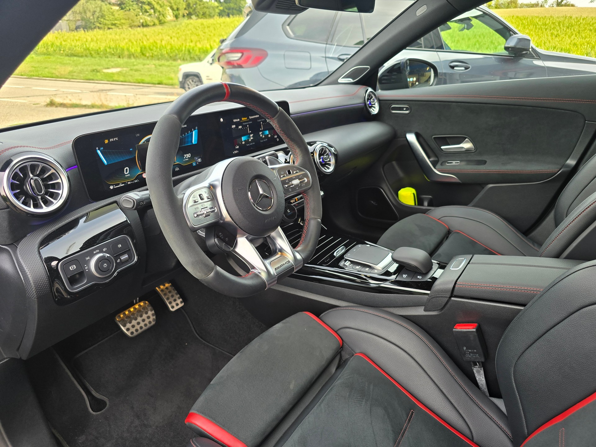 MERCEDES-BENZ CLA 45 S AMG 4Matic+ 8G-DCT-image-8