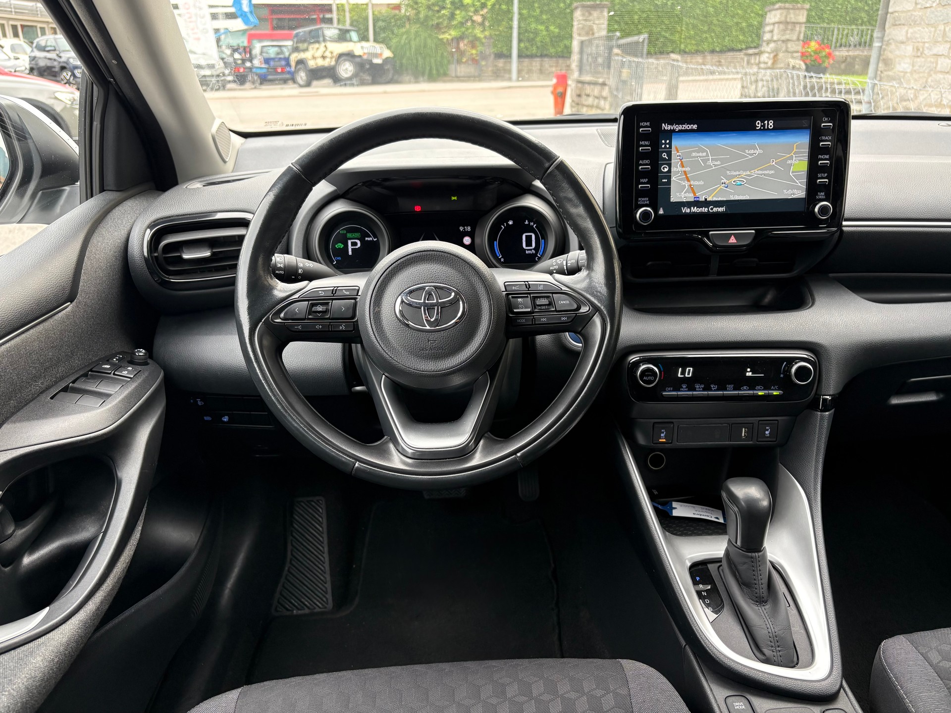 TOYOTA Yaris 1.5 Trend e-CVT-image-13