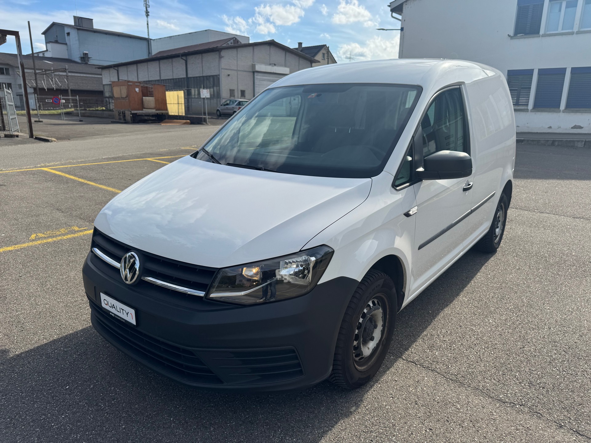 VW Caddy 1.0 TSI Entry BlueMotion Technology-image-8
