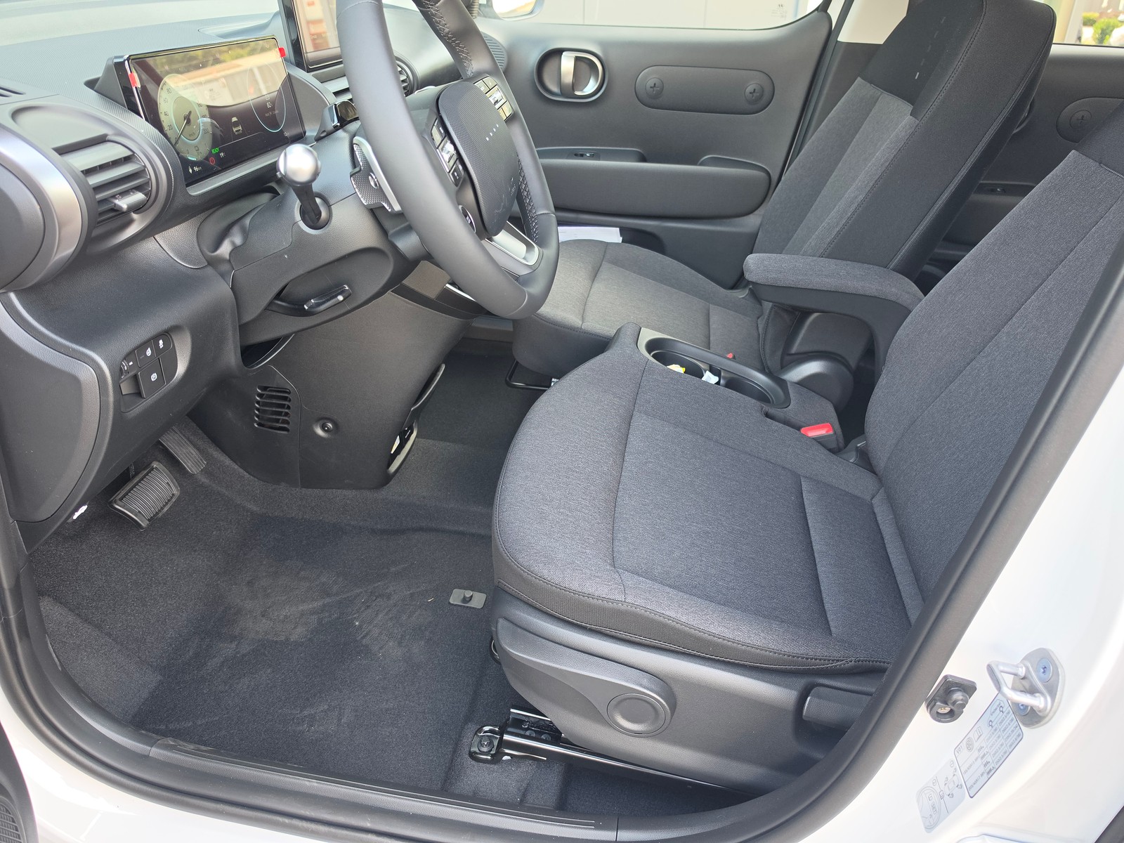 Hyundai Inster 49kWh Vertex — photo 3