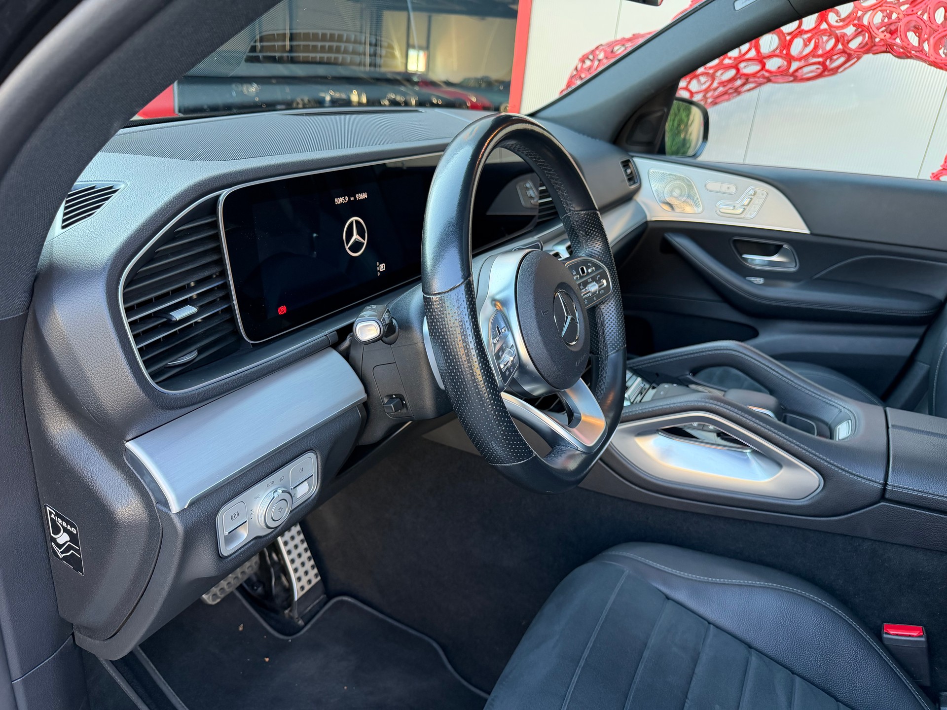 MERCEDES-BENZ GLE 300 d 4Matic AMG Line 9G-Tronic-image-8