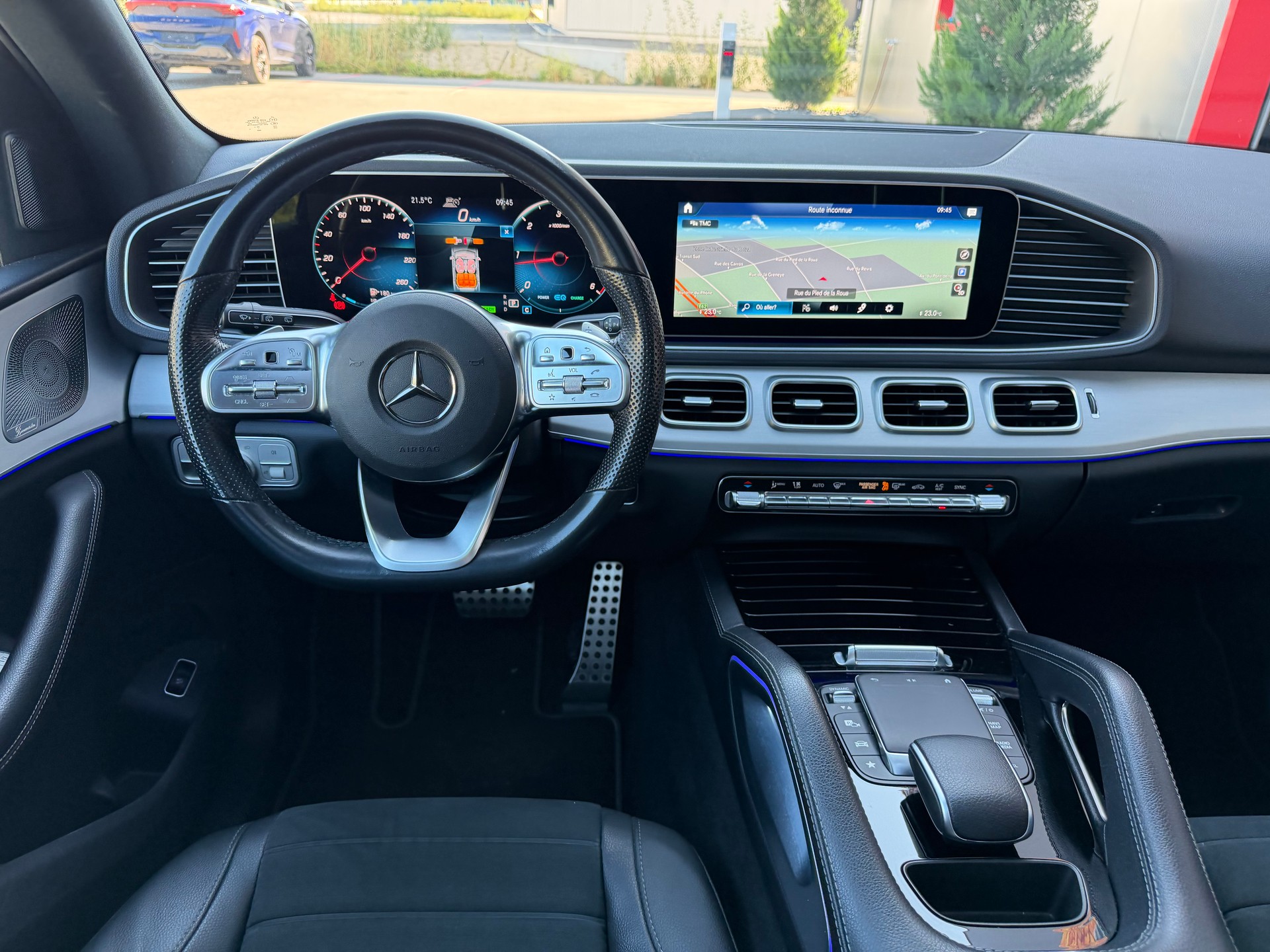 MERCEDES-BENZ GLE 300 d 4Matic AMG Line 9G-Tronic-image-16