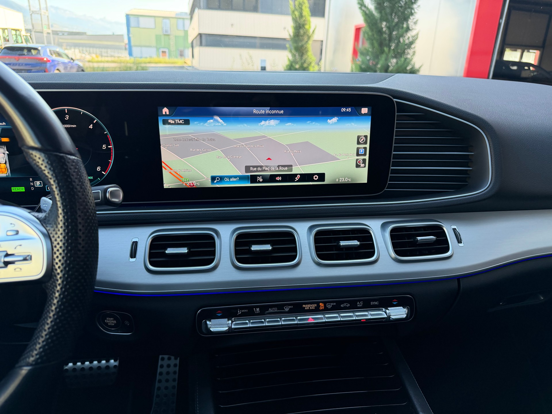 MERCEDES-BENZ GLE 300 d 4Matic AMG Line 9G-Tronic-image-18