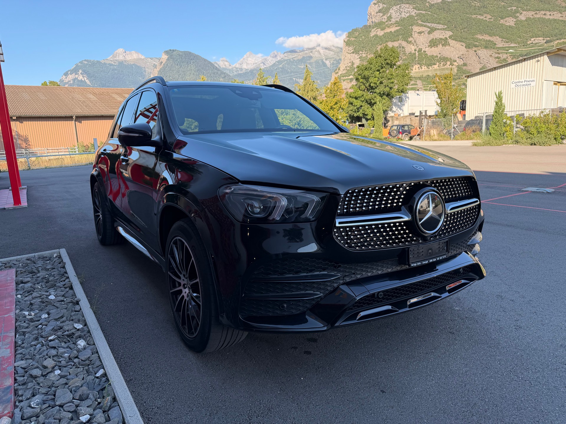 MERCEDES-BENZ GLE 300 d 4Matic AMG Line 9G-Tronic-image-6
