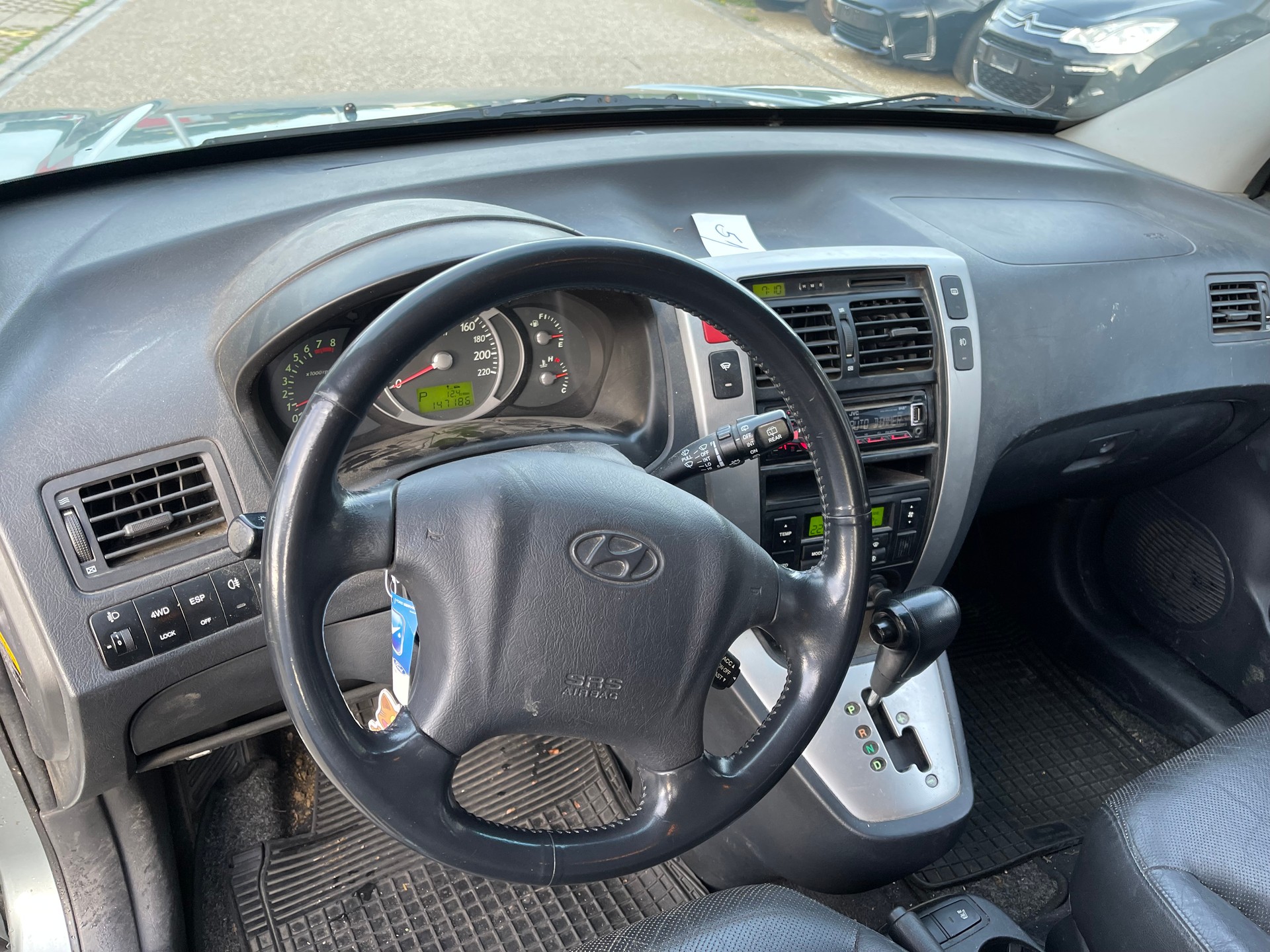 HYUNDAI Tucson 2.7 V6 Style 4WD-image-8
