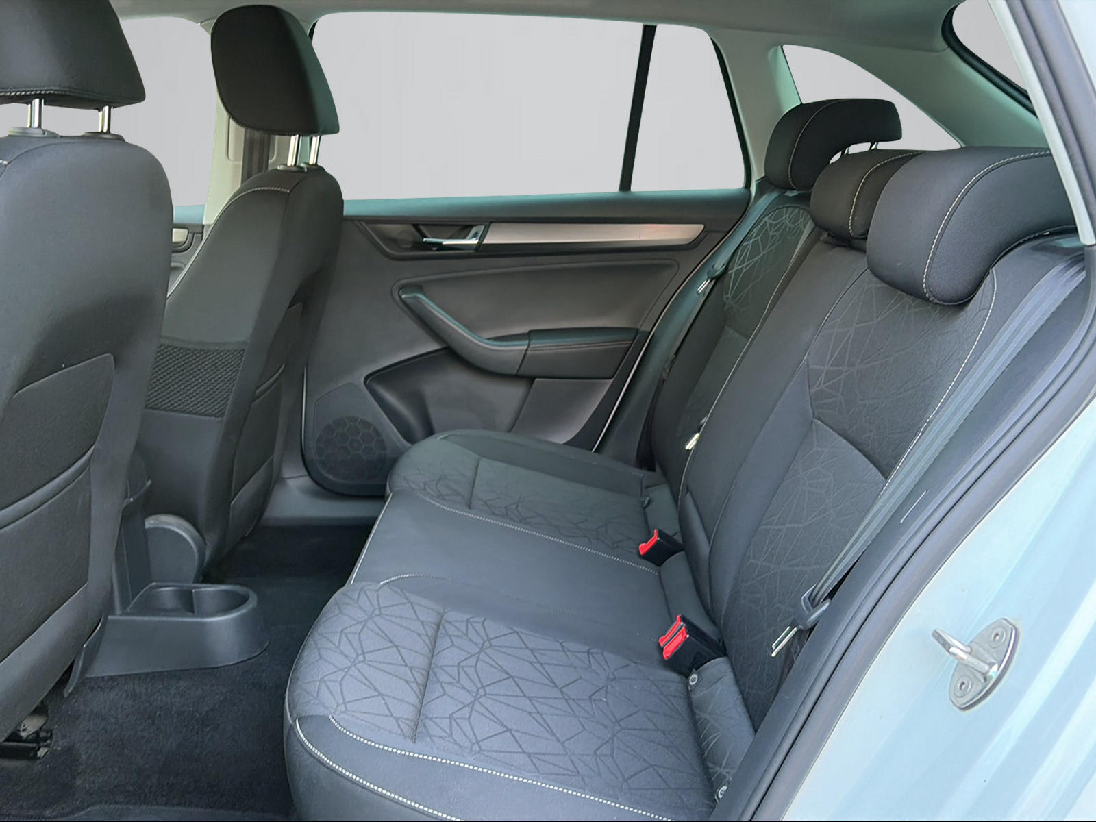 SKODA Rapid Spaceback 1.0 TSI Style DSG-image-9
