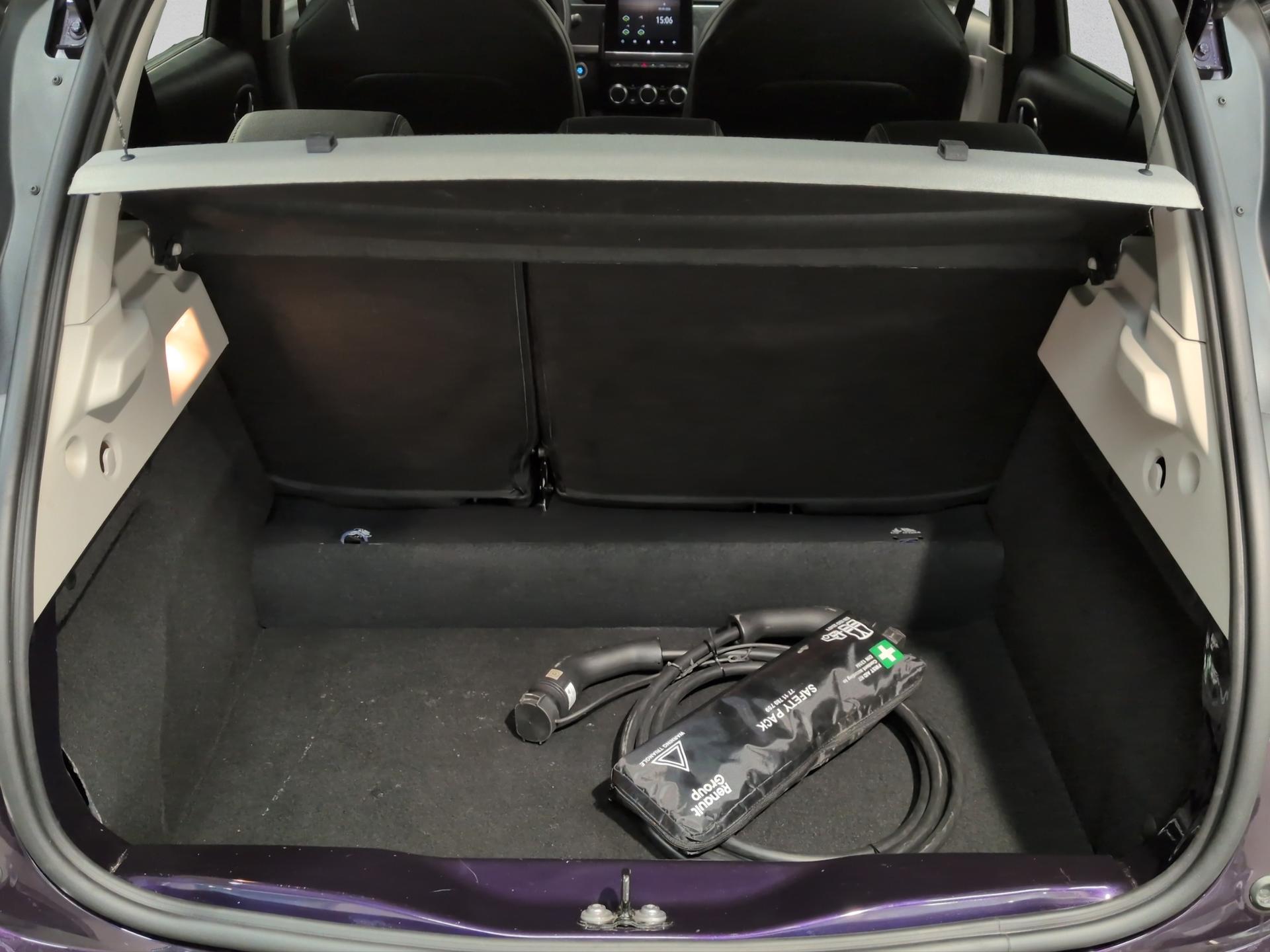 RENAULT Zoe R135 (incl. Batterie) Iconic-image-15