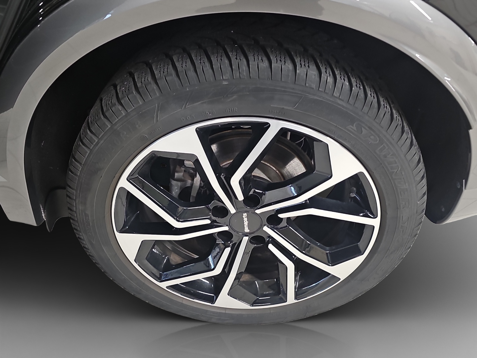 CUPRA Formentor 1.4 e-HYBRID pHEV DSG-image-14