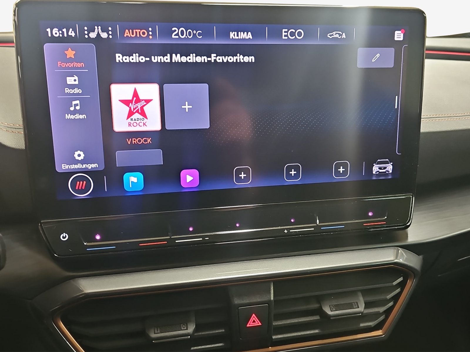 CUPRA Formentor 1.4 e-HYBRID pHEV DSG-image-11