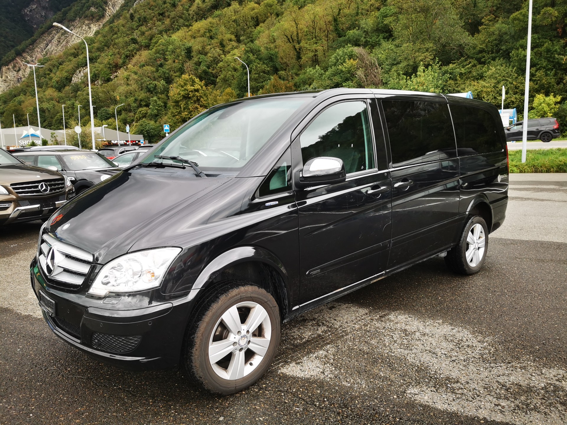 MERCEDES-BENZ Viano 2.2 CDI Blue Efficiency Ambiente L 4Matic A-image-0