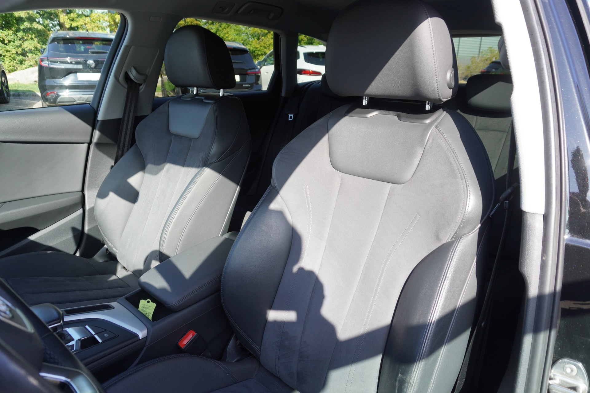 AUDI A4 Avant 40 TDI quattro S-tronic-image-17