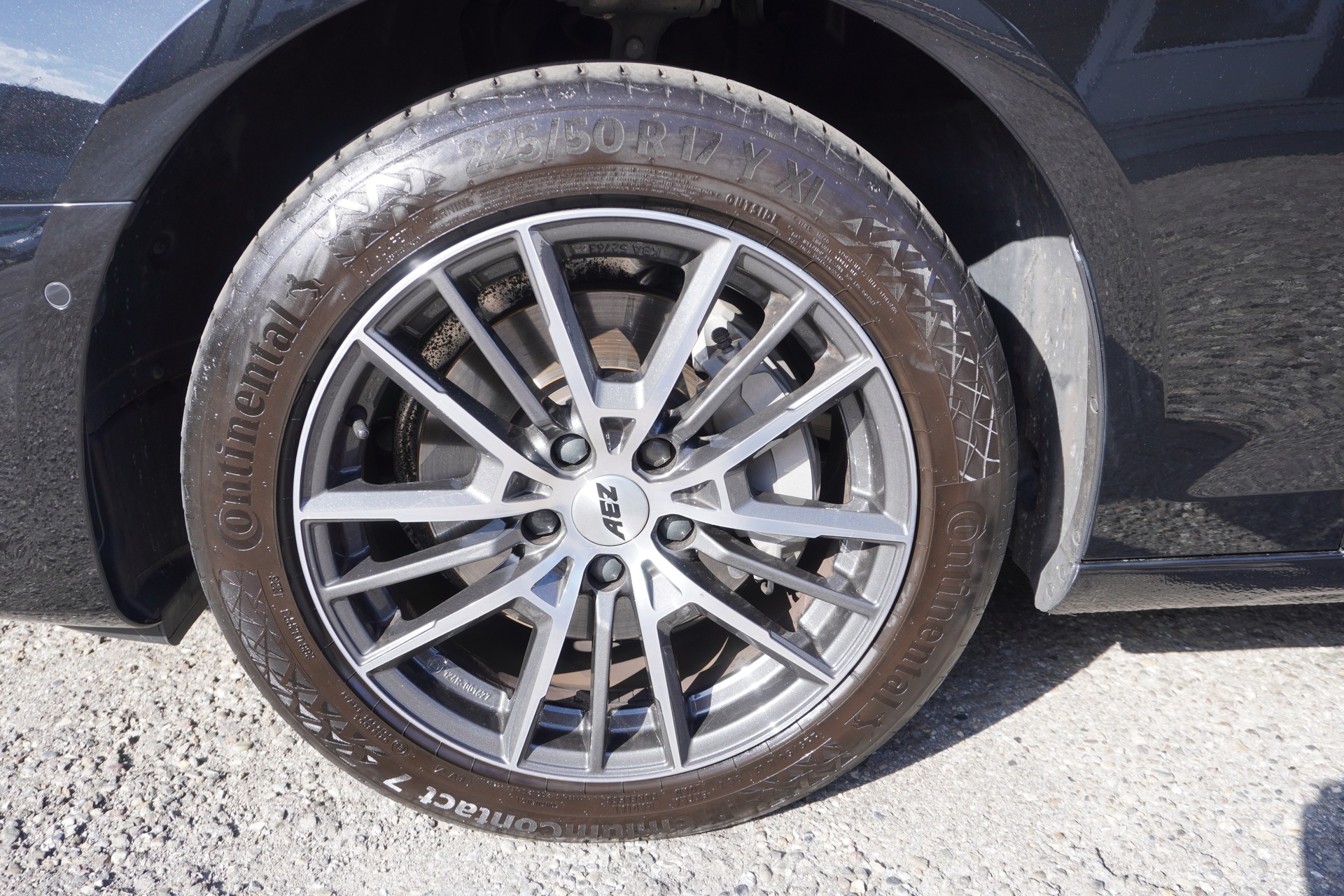 AUDI A4 Avant 40 TDI quattro S-tronic-image-8