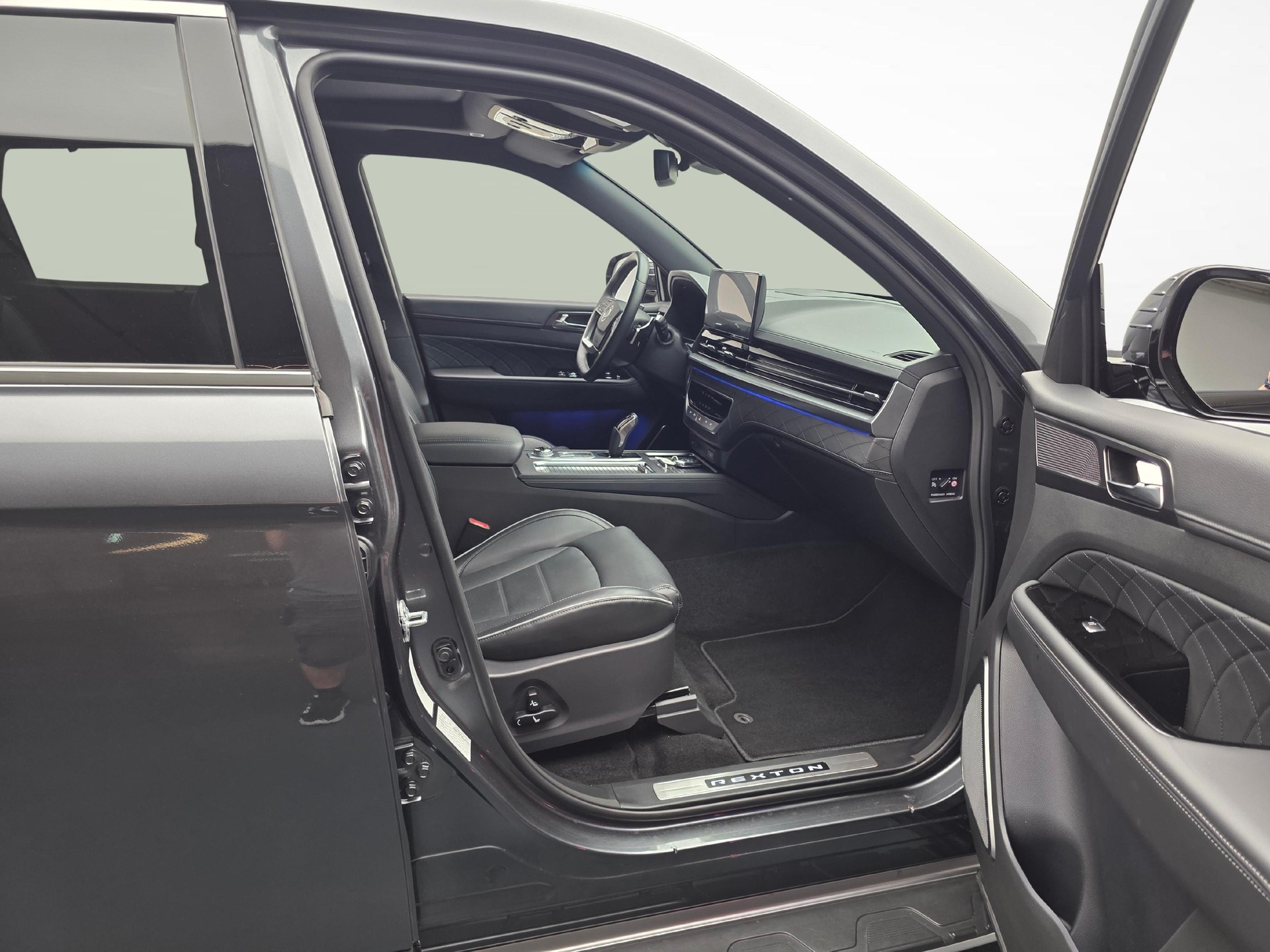 KGM-SsangYong Rexton RX 2.2 TD Blackline-image-9