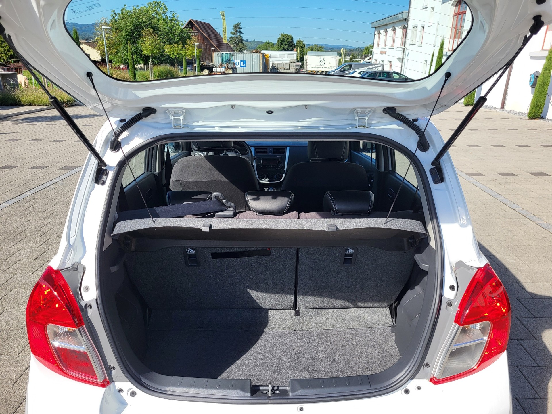 SUZUKI Celerio 1.0 Sergio Cellano Top AGS-image-14