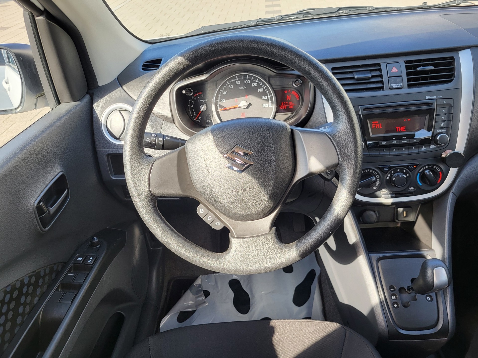 SUZUKI Celerio 1.0 Sergio Cellano Top AGS-image-8