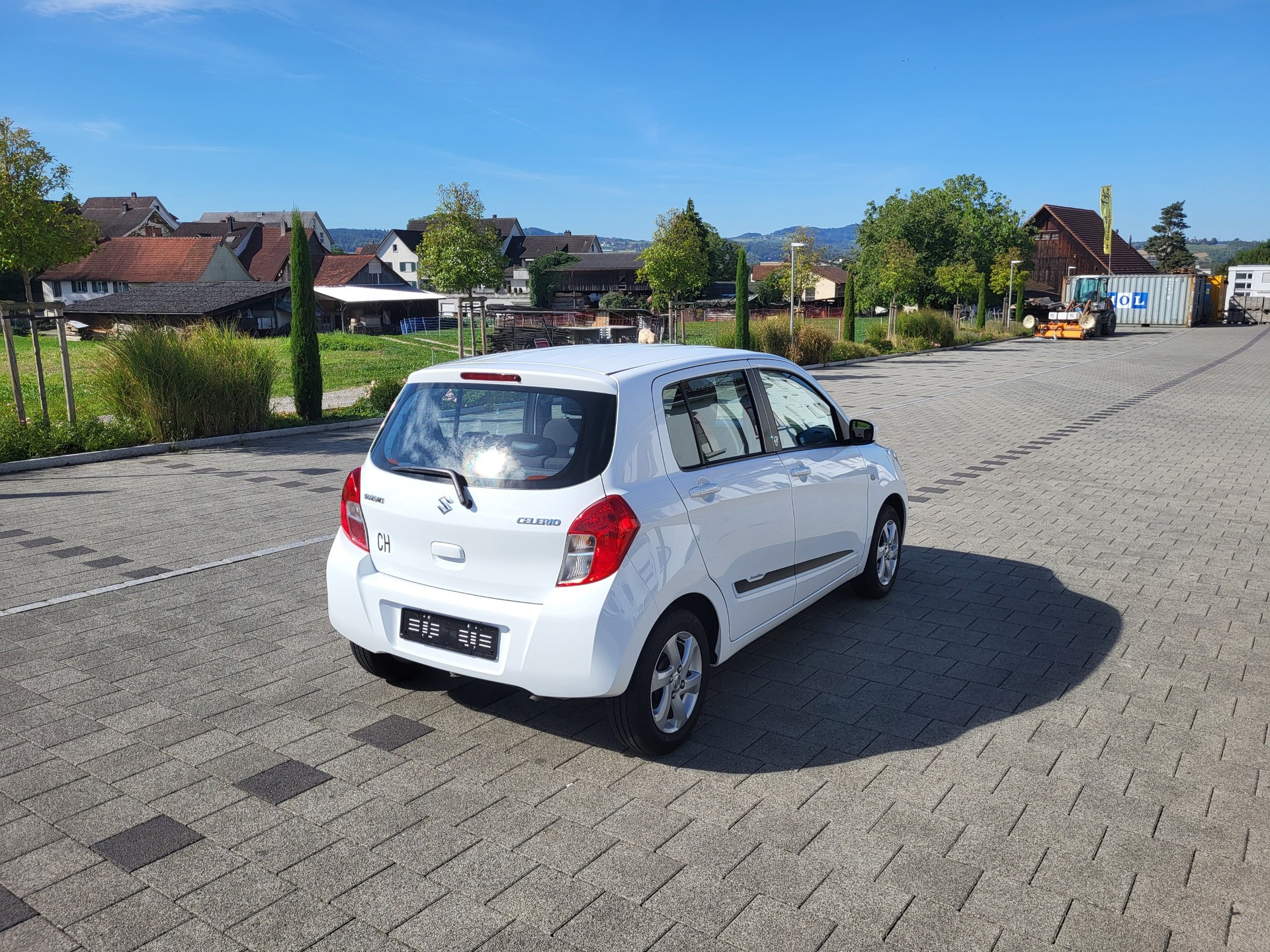 SUZUKI Celerio 1.0 Sergio Cellano Top AGS-image-1
