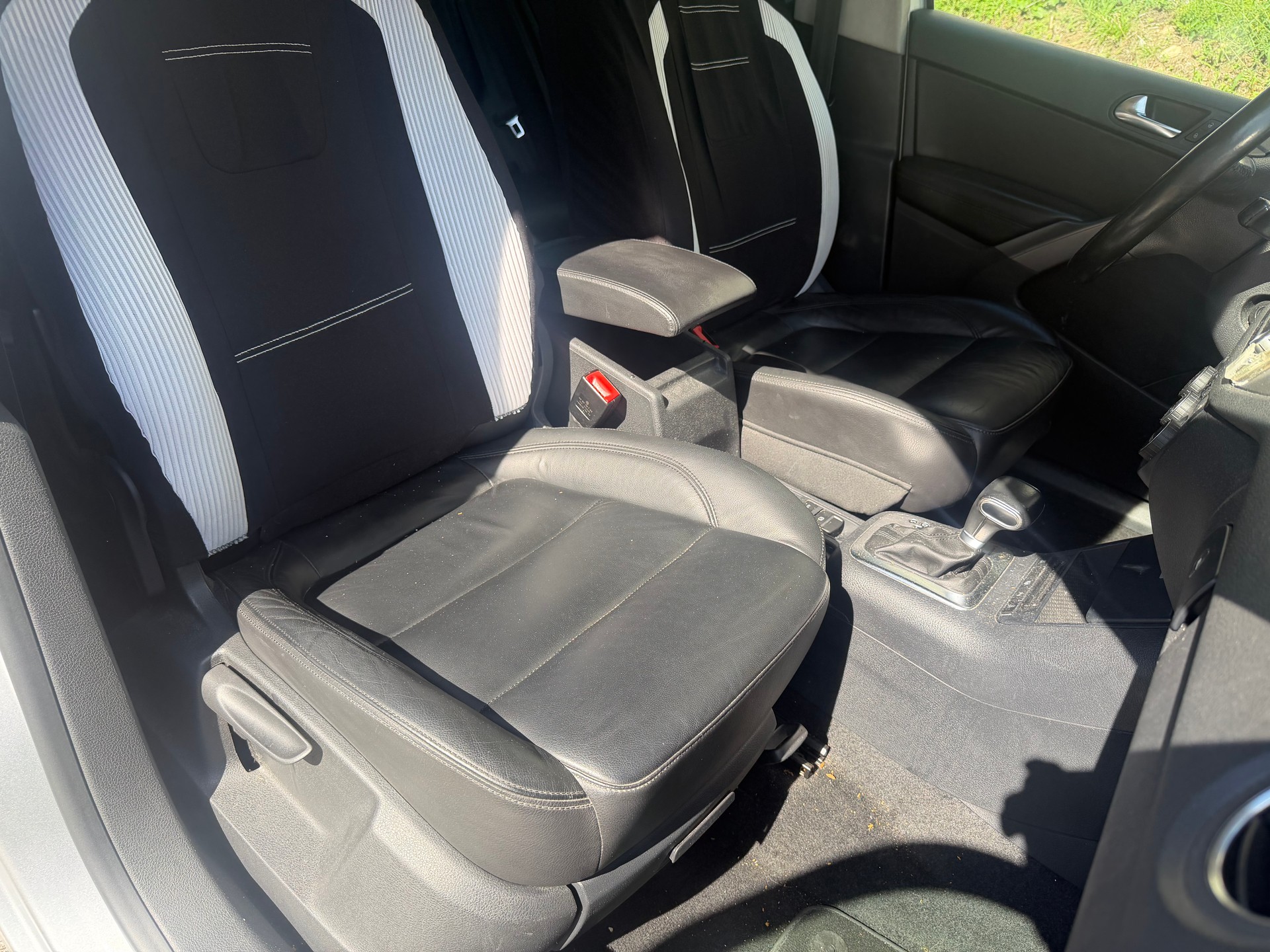 VW Tiguan 2.0 TSI Sport&Style Tiptronic-image-10
