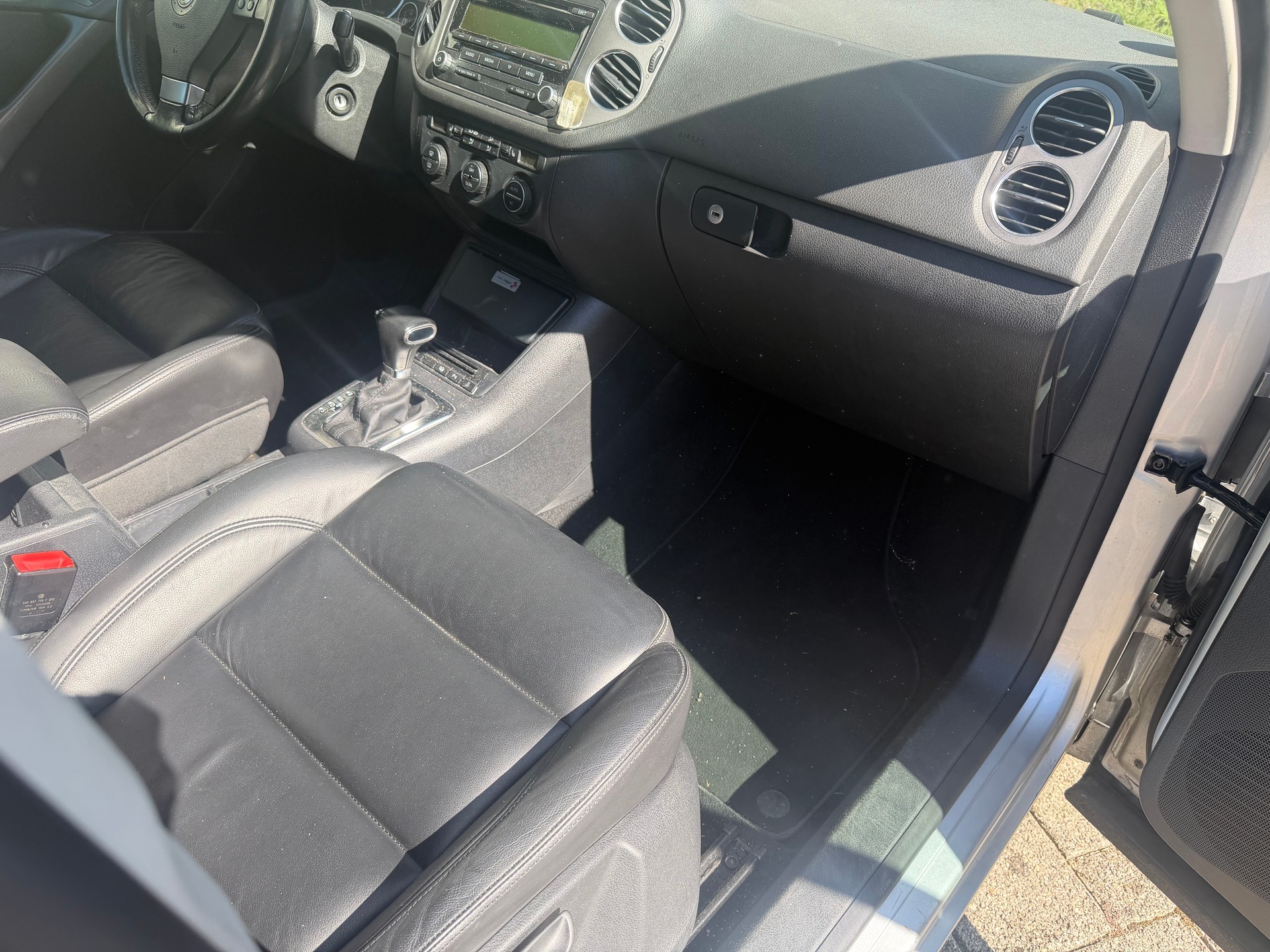 VW Tiguan 2.0 TSI Sport&Style Tiptronic-image-9