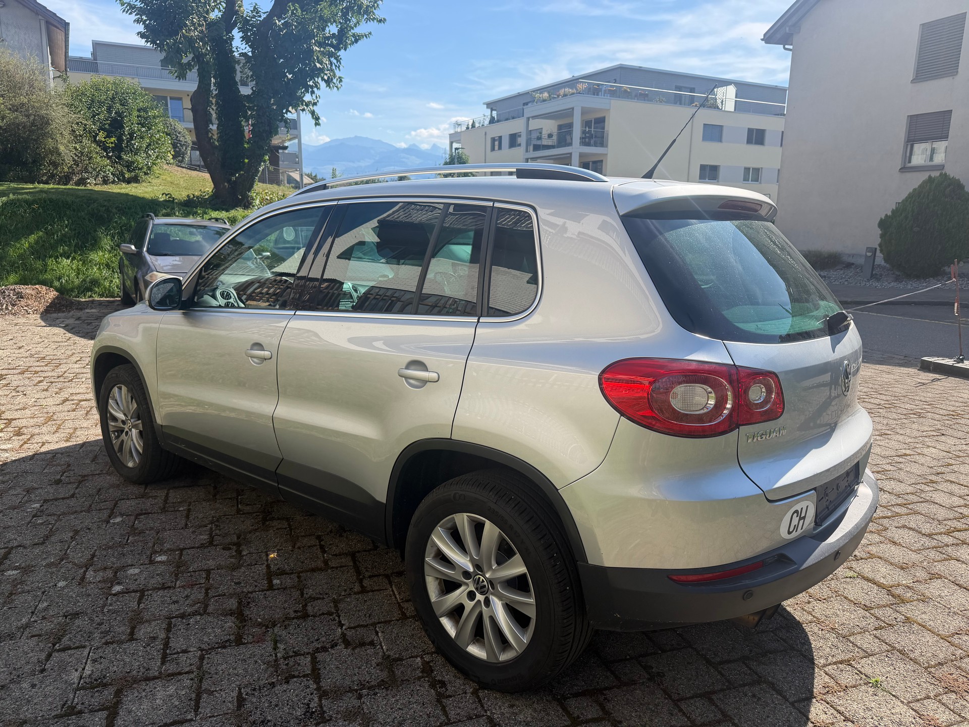 VW Tiguan 2.0 TSI Sport&Style Tiptronic-image-5
