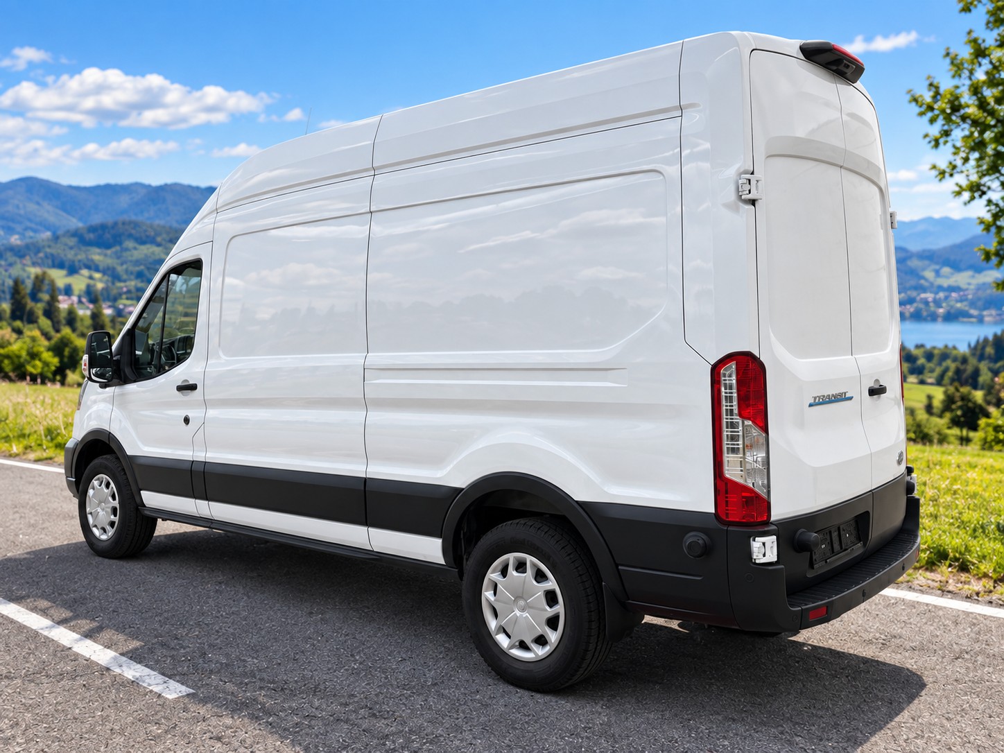 FORD E-Transit Van 350 L3 H3 Trend RWD 68kWh-image-1