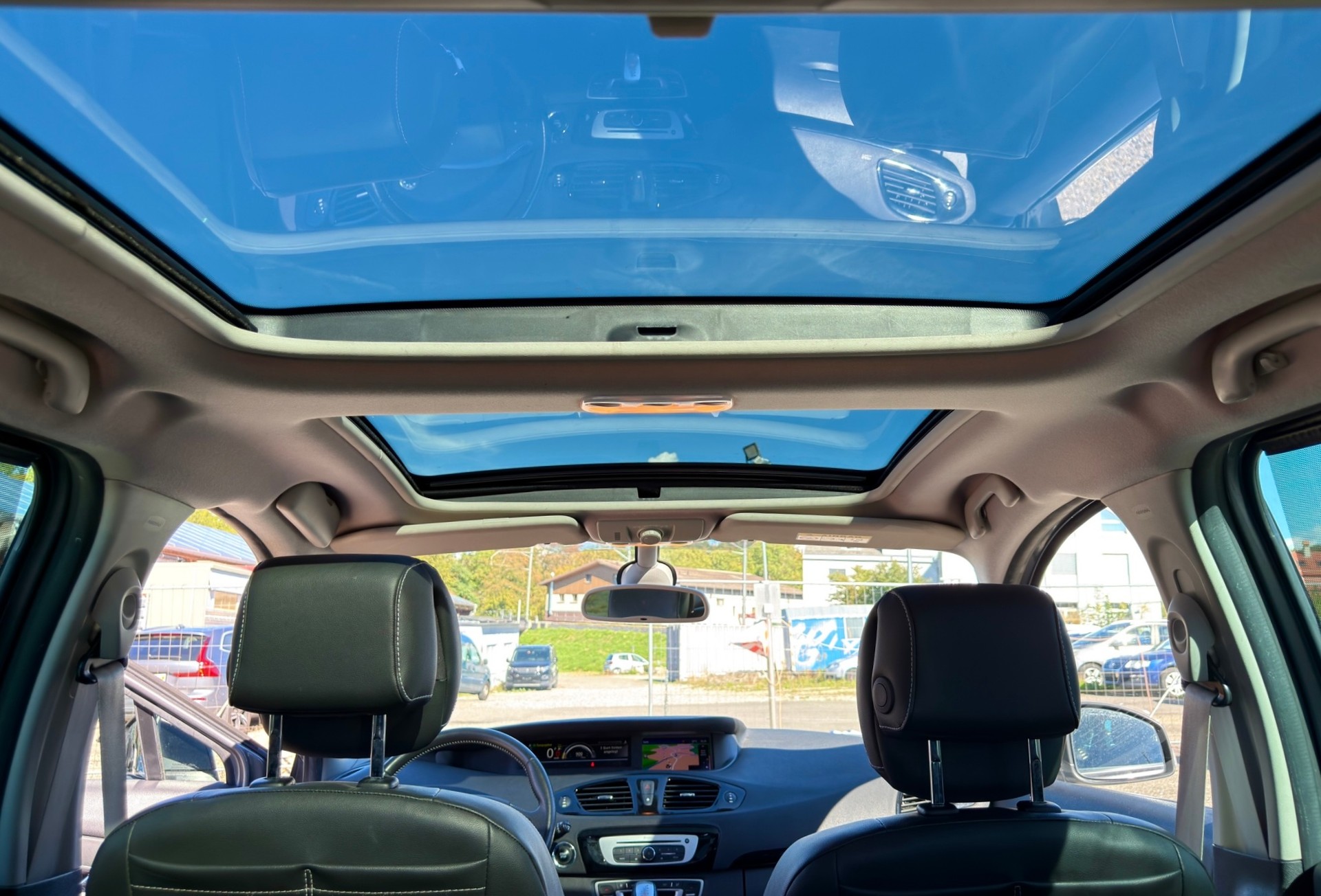 RENAULT Grand Scénic 1.5 dCi Automat, 7 Plãtze, Leder, Kamera, Panorama-image-23