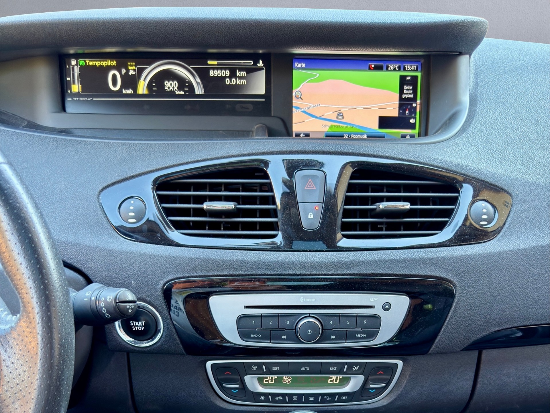 RENAULT Grand Scénic 1.5 dCi Automat, 7 Plãtze, Leder, Kamera, Panorama-image-14