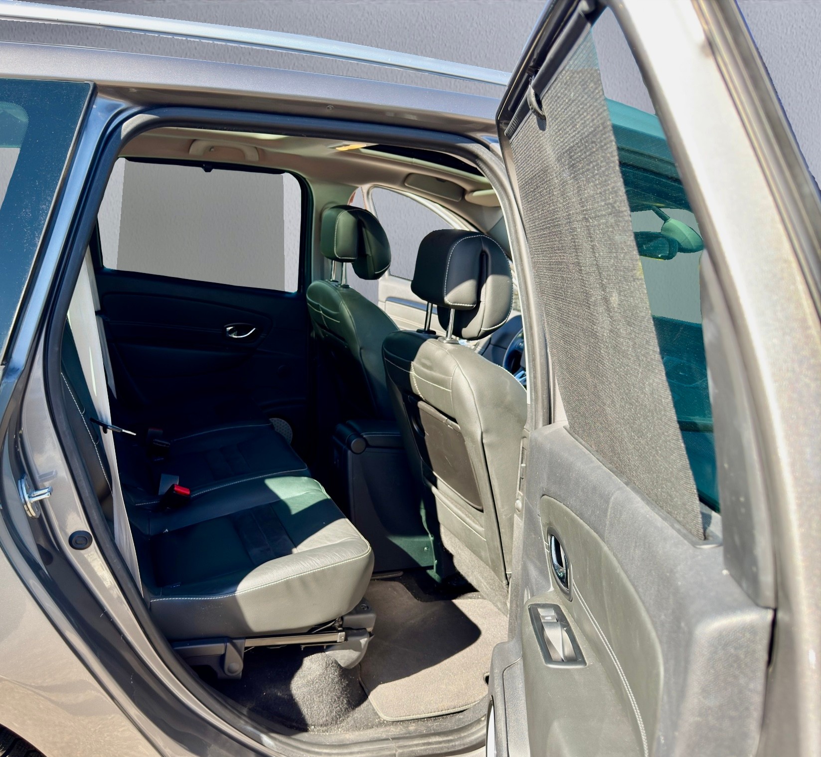 RENAULT Grand Scénic 1.5 dCi Automat, 7 Plãtze, Leder, Kamera, Panorama-image-10