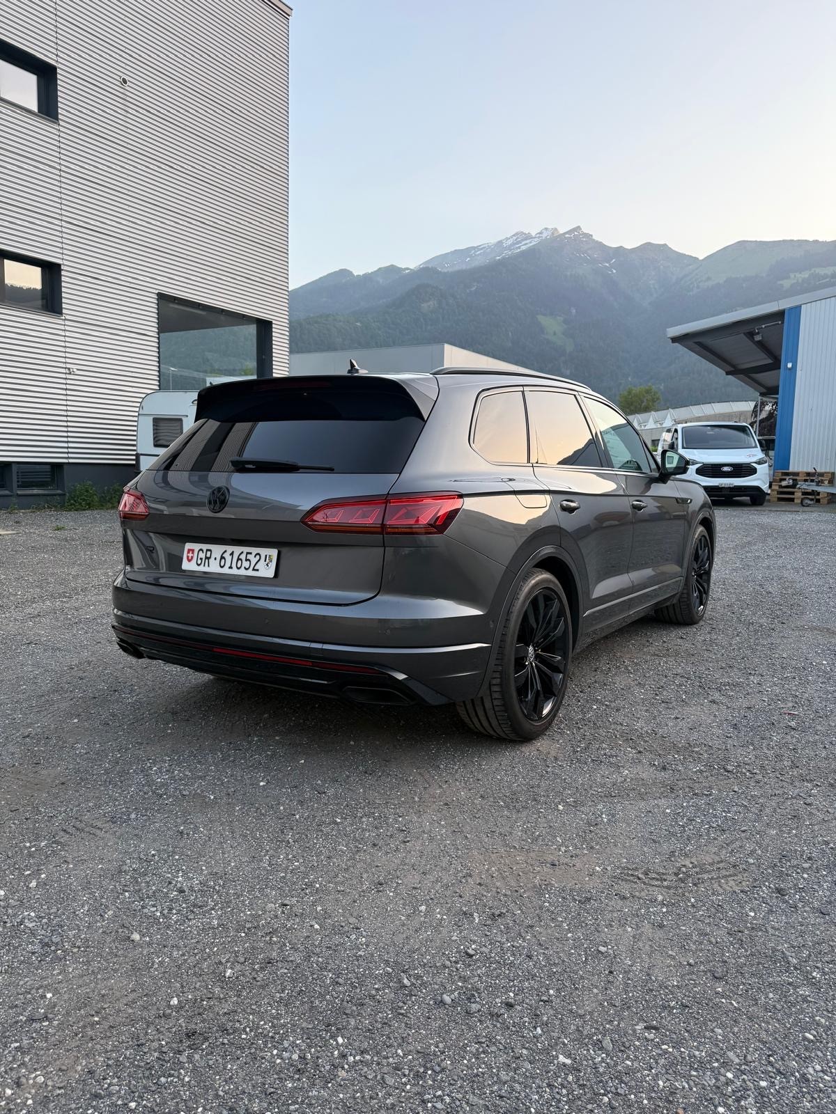 VW 3.0 V6 TDI 286 R-Line-image-2