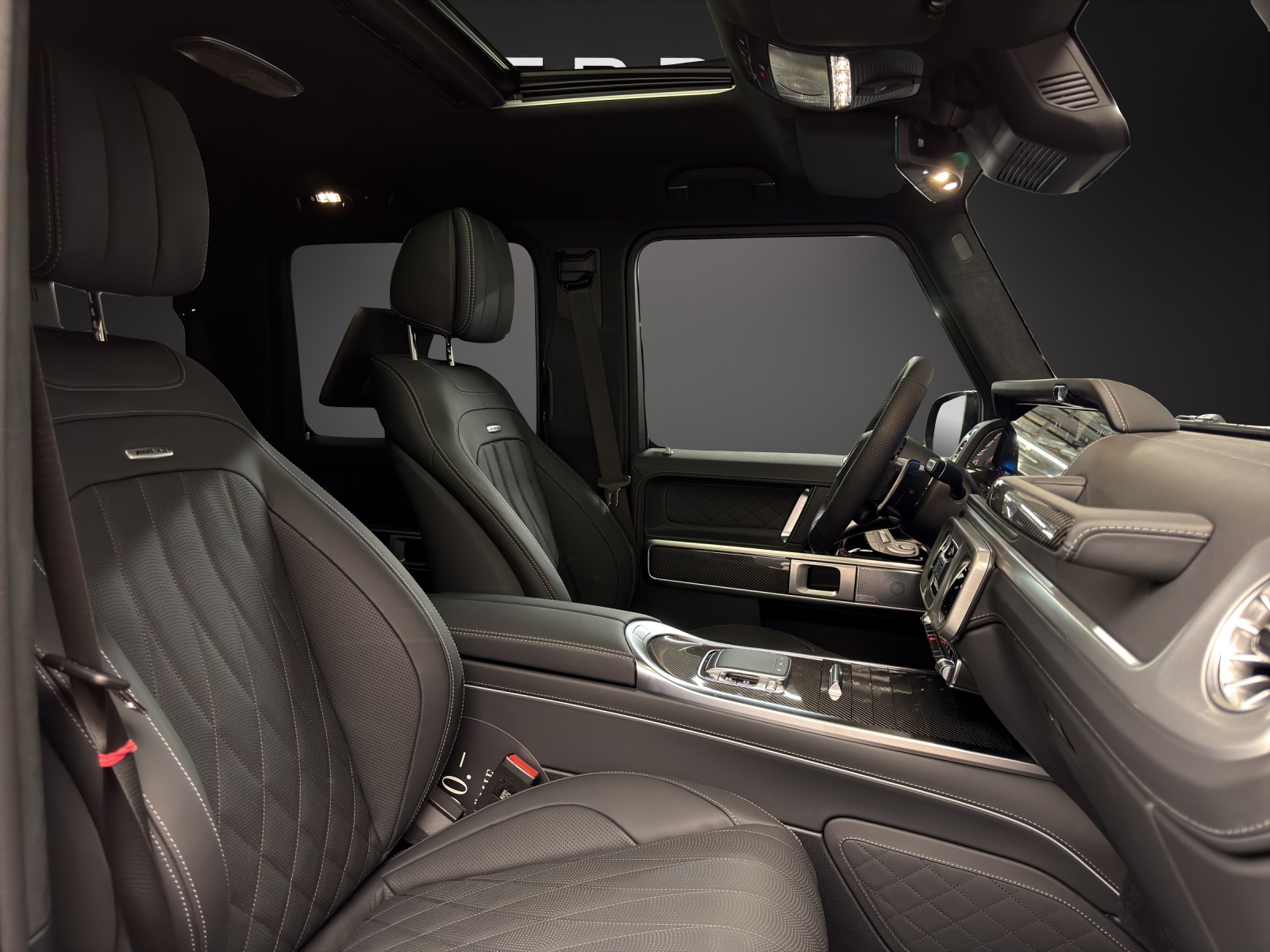 MERCEDES-BENZ G 63 AMG 9G-Tronic-image-13